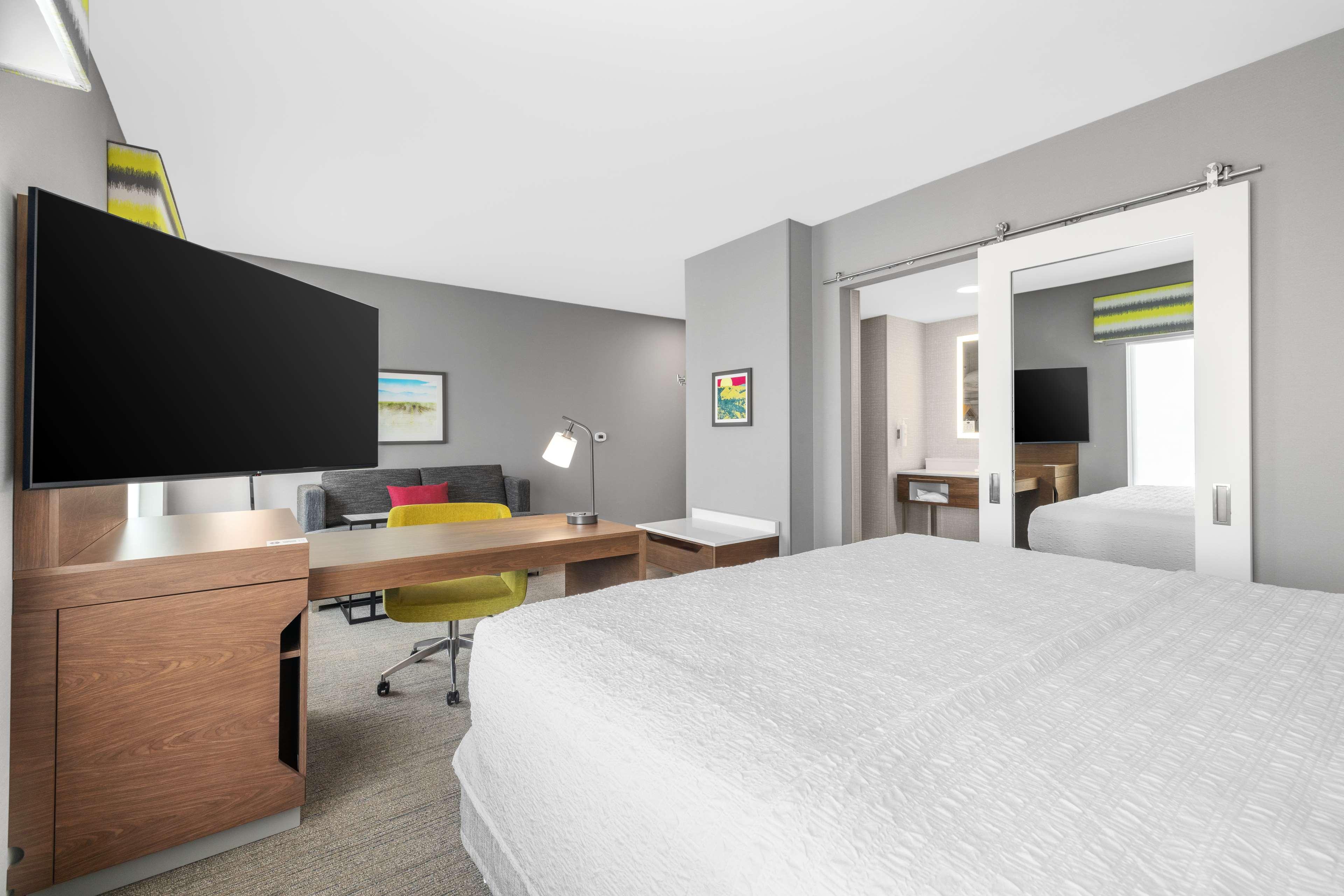 Studio King Size Bed