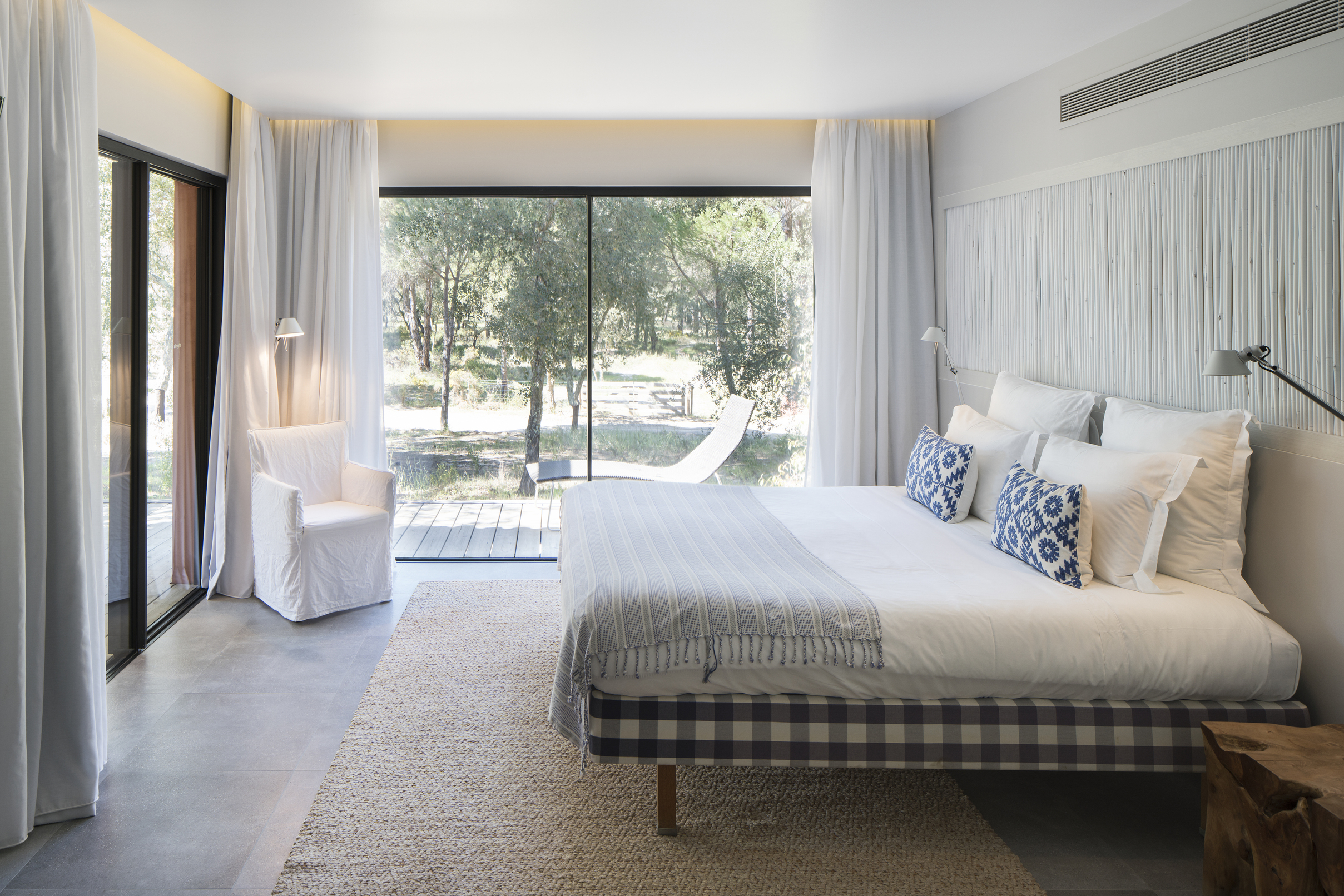 Double King Size Bed