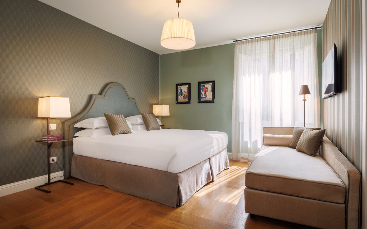 Double or Twin Deluxe