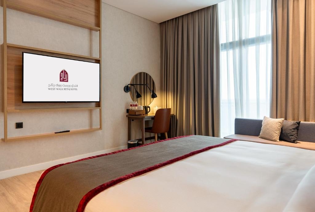 Suite Deluxe King Bed