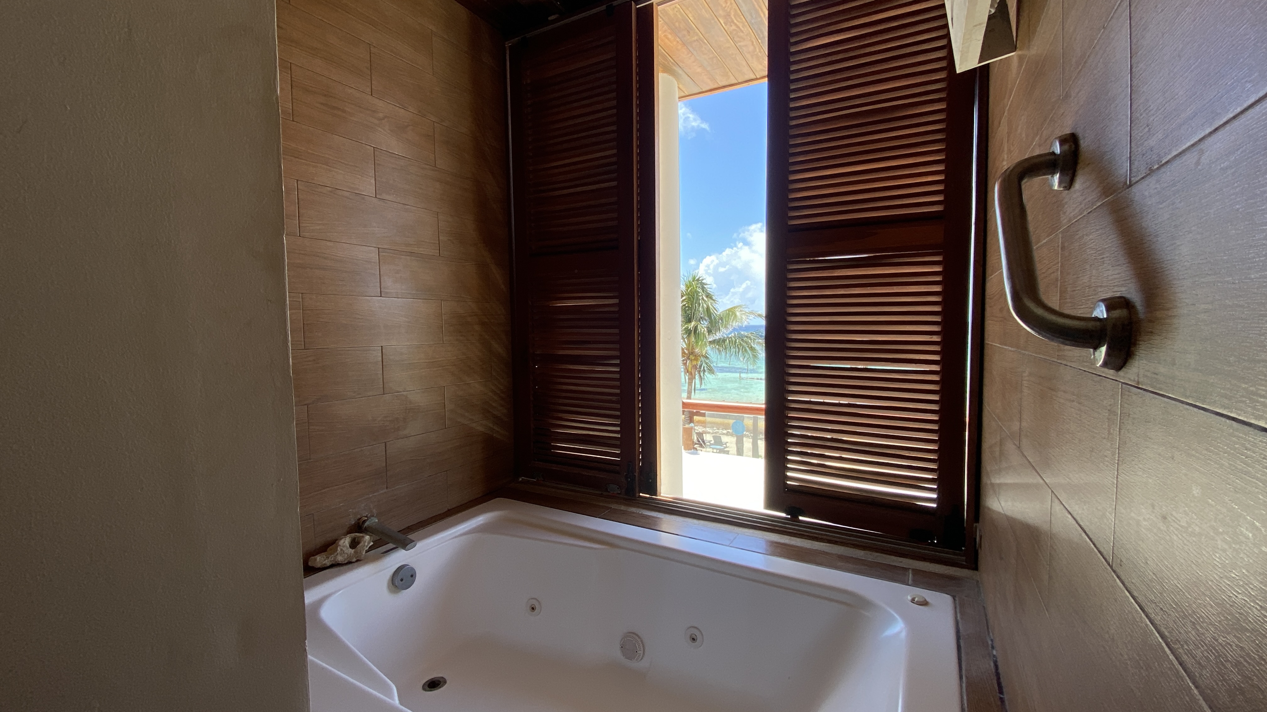 Junior Suite Deluxe Ocean View