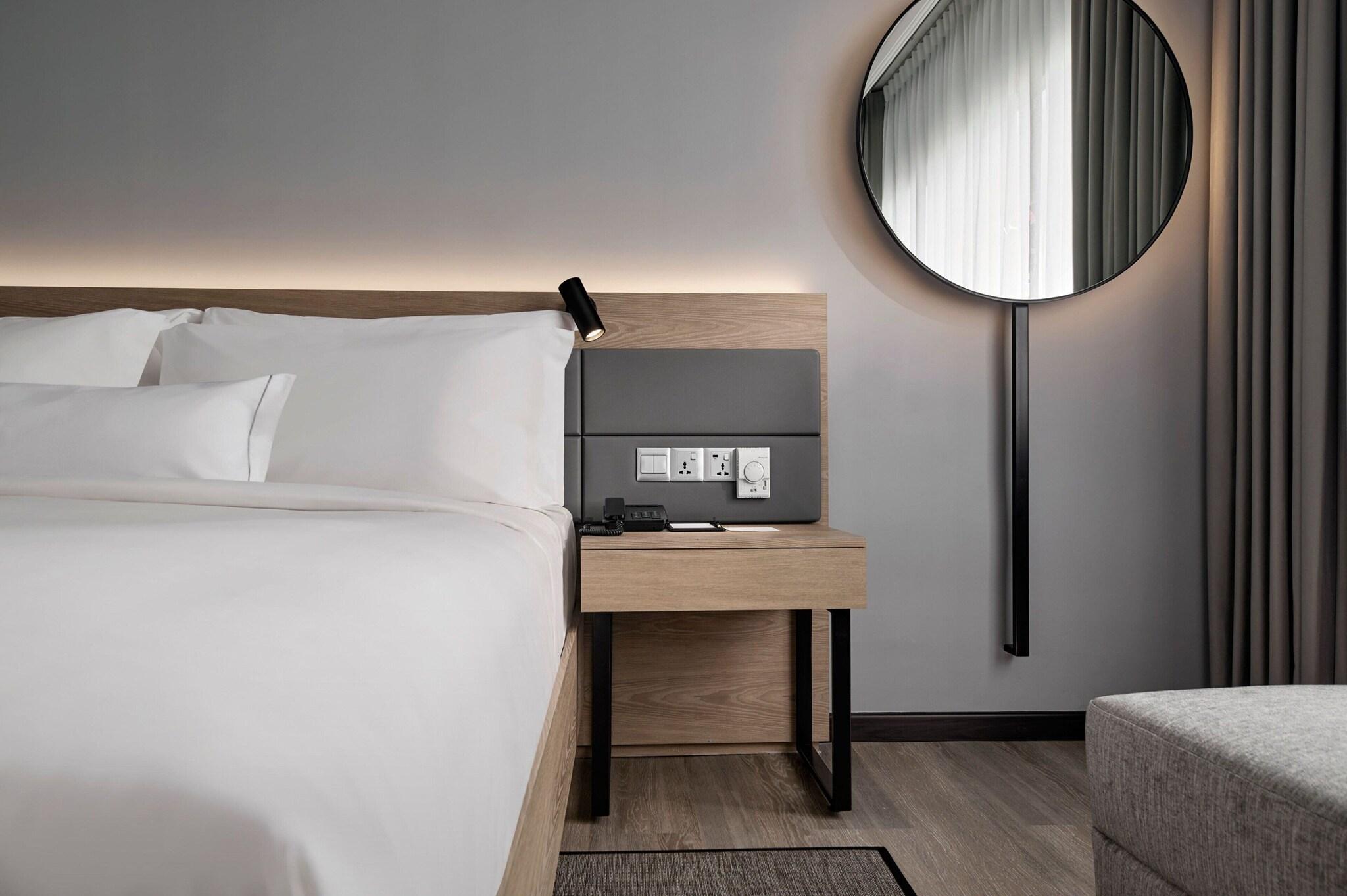 Double Premium King Bed