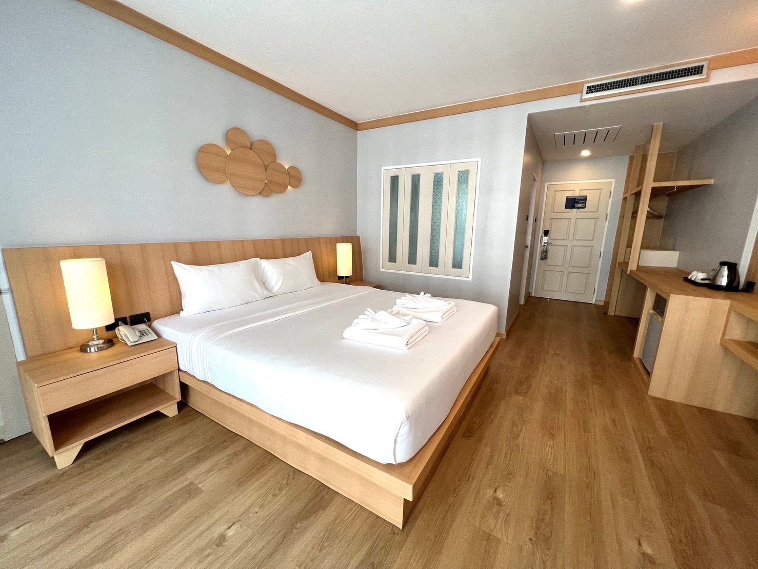 Double or Twin Deluxe Pool View