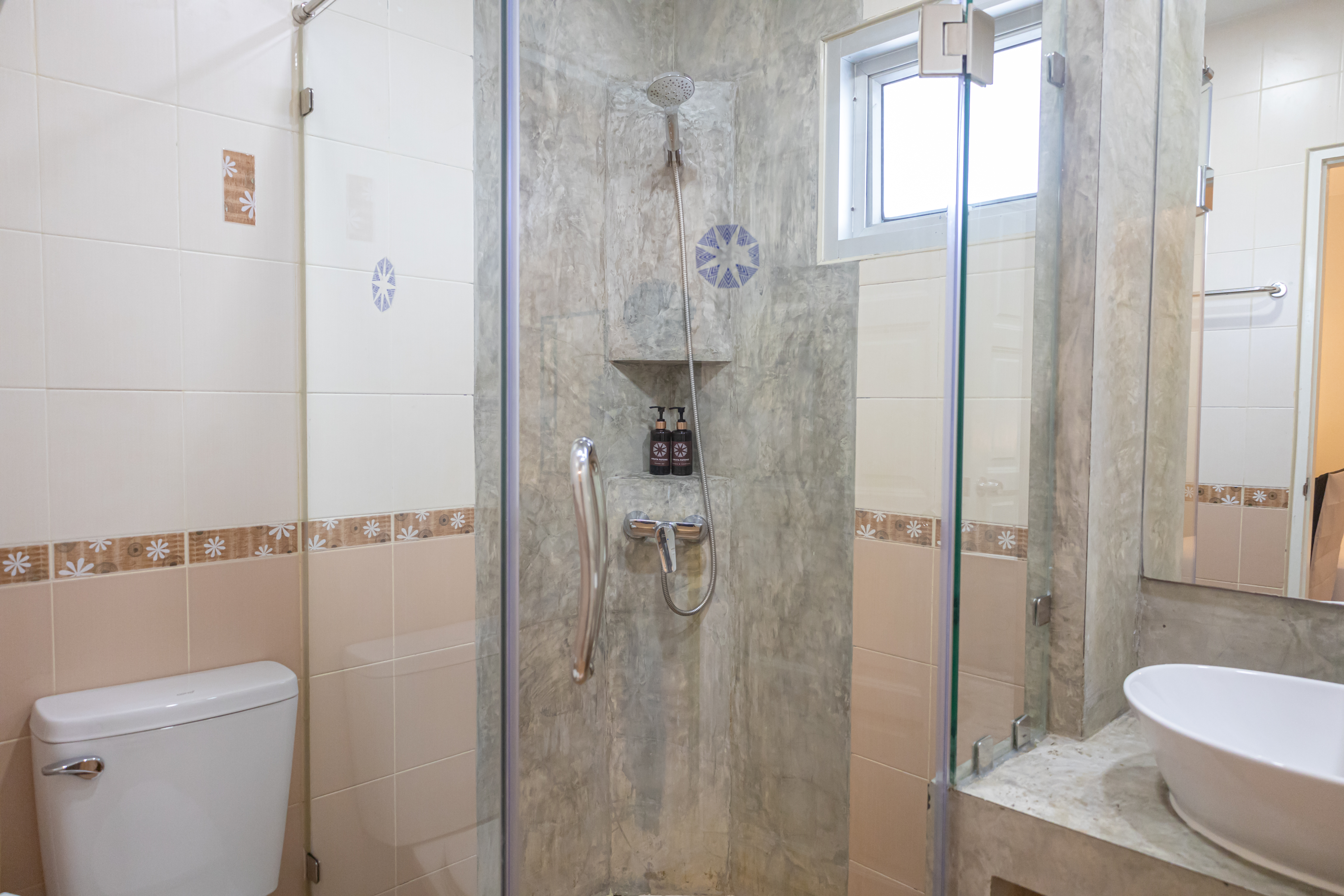 Double or Twin Standard