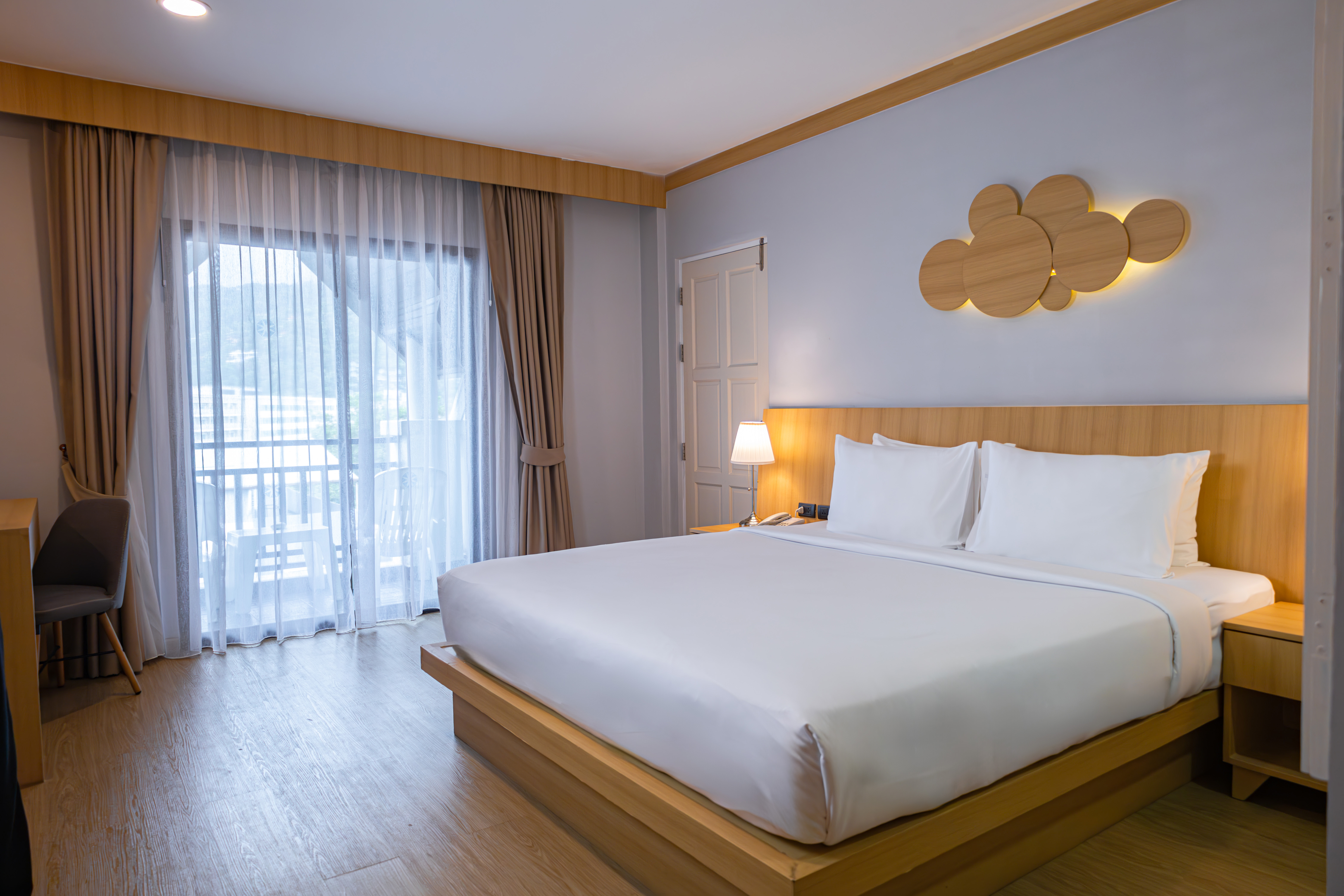 Double or Twin Deluxe