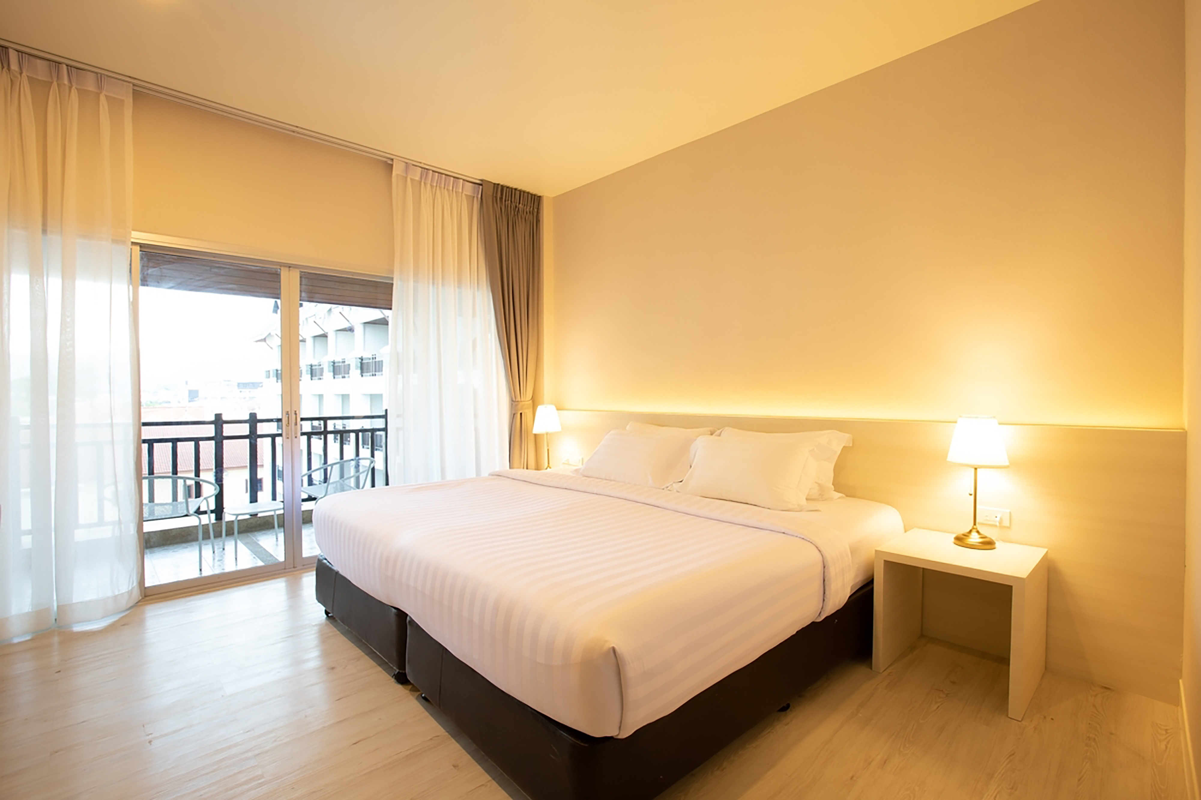 Double or Twin Deluxe Pool View