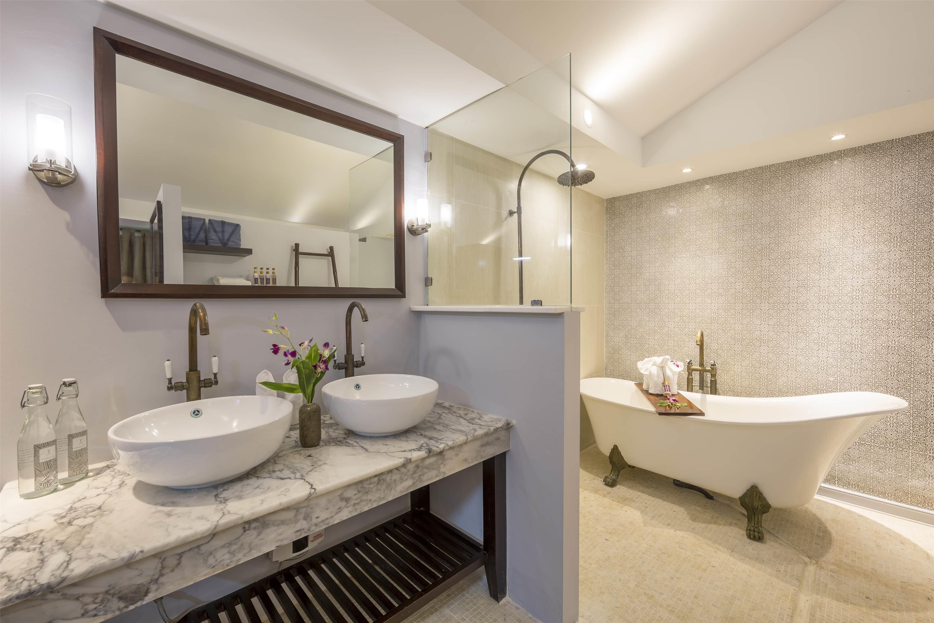 Suite with Jacuzzi