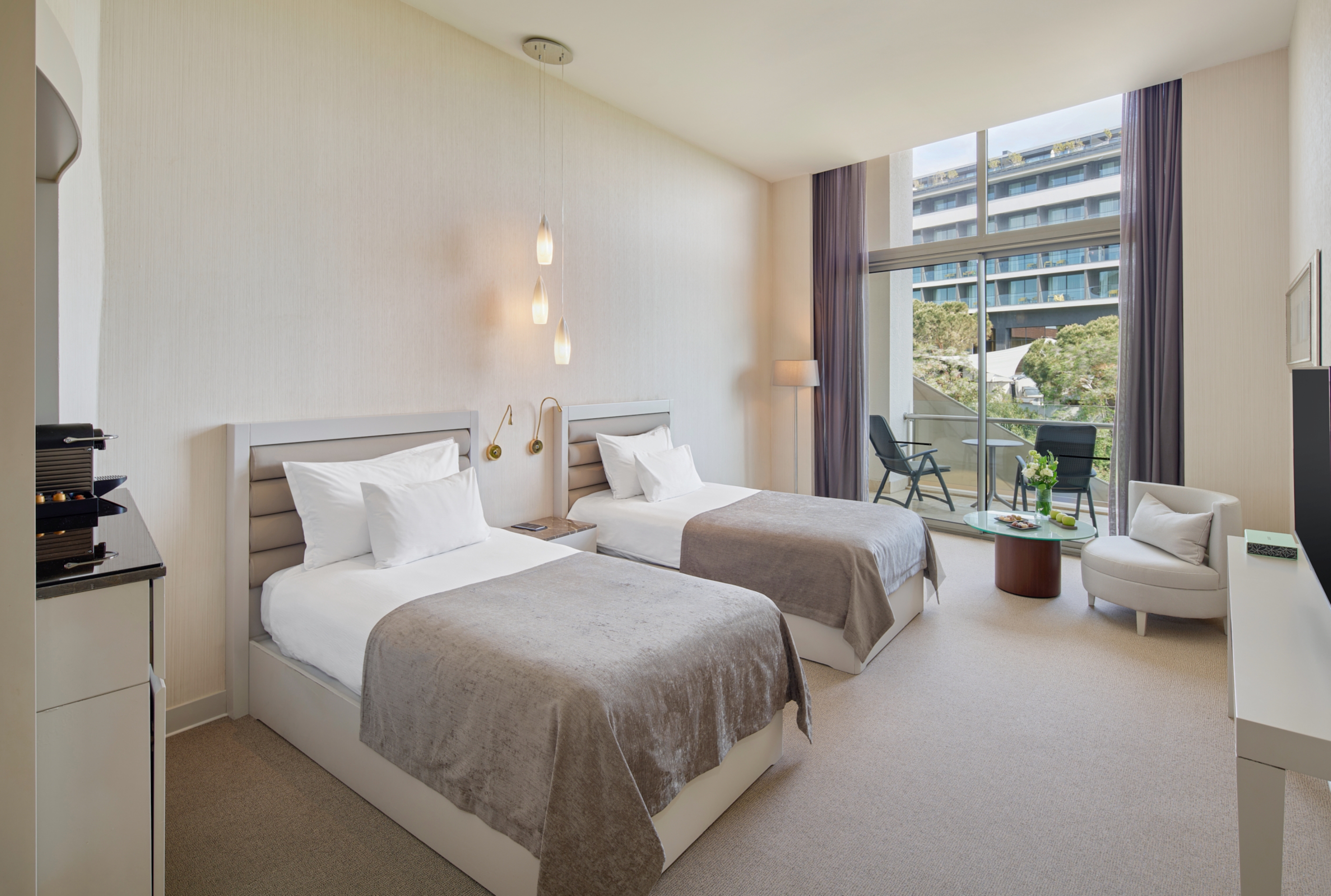 Family Room Land View