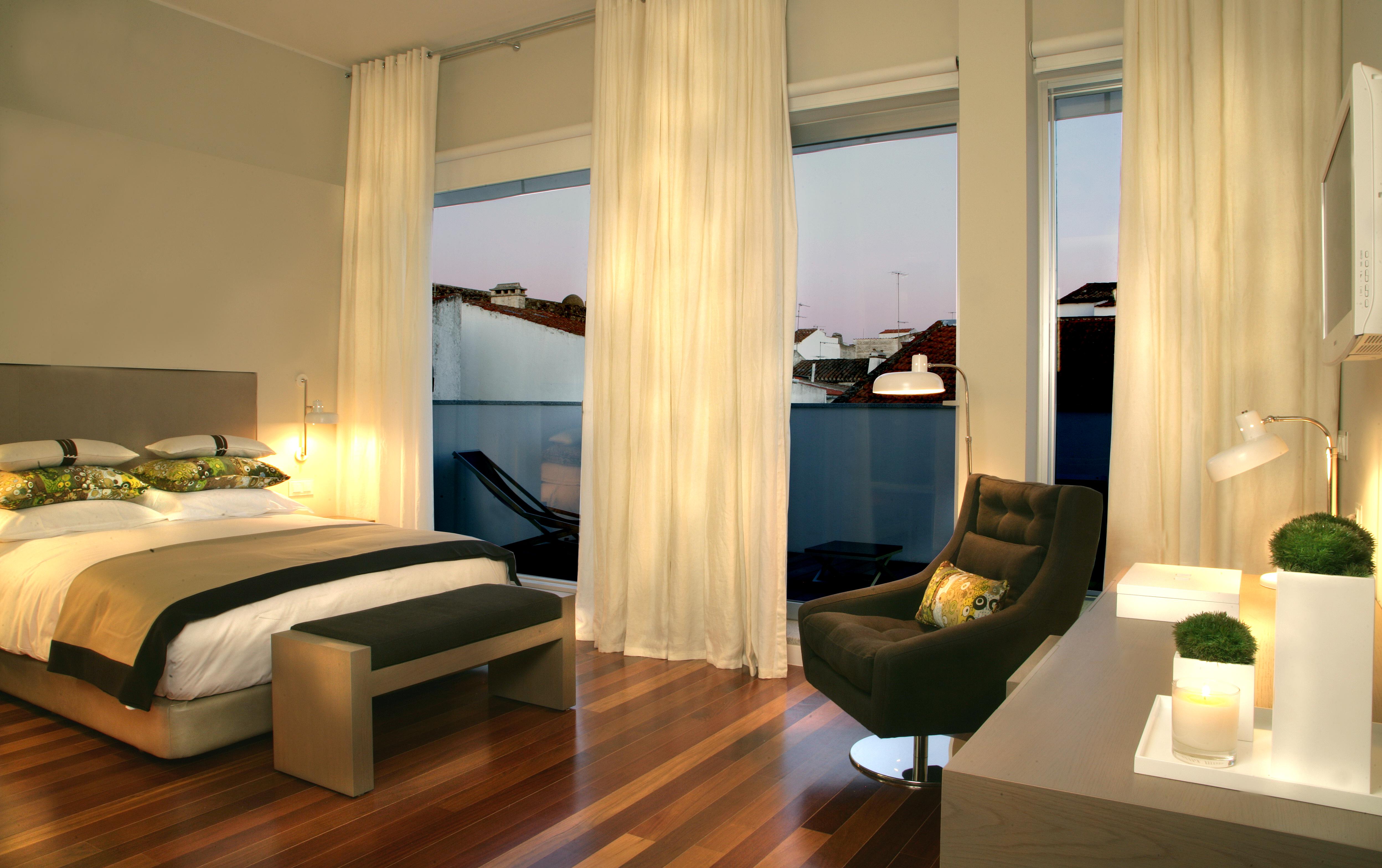 Single Classic City View