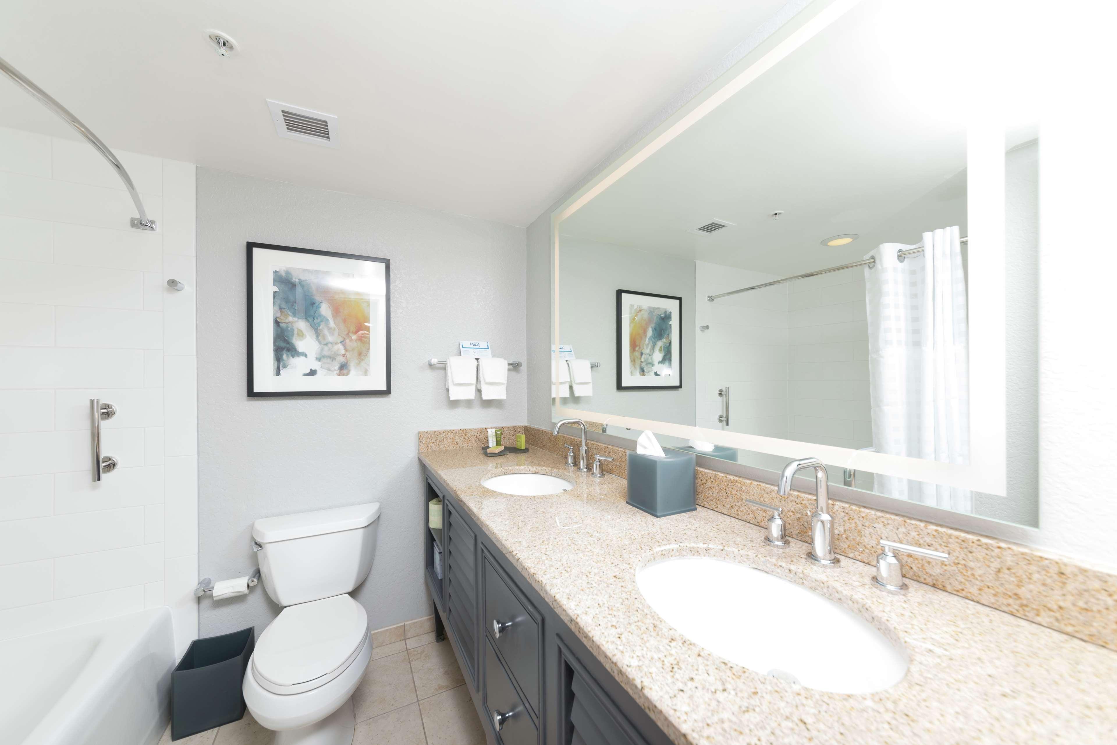 Junior Suite Ocean Front