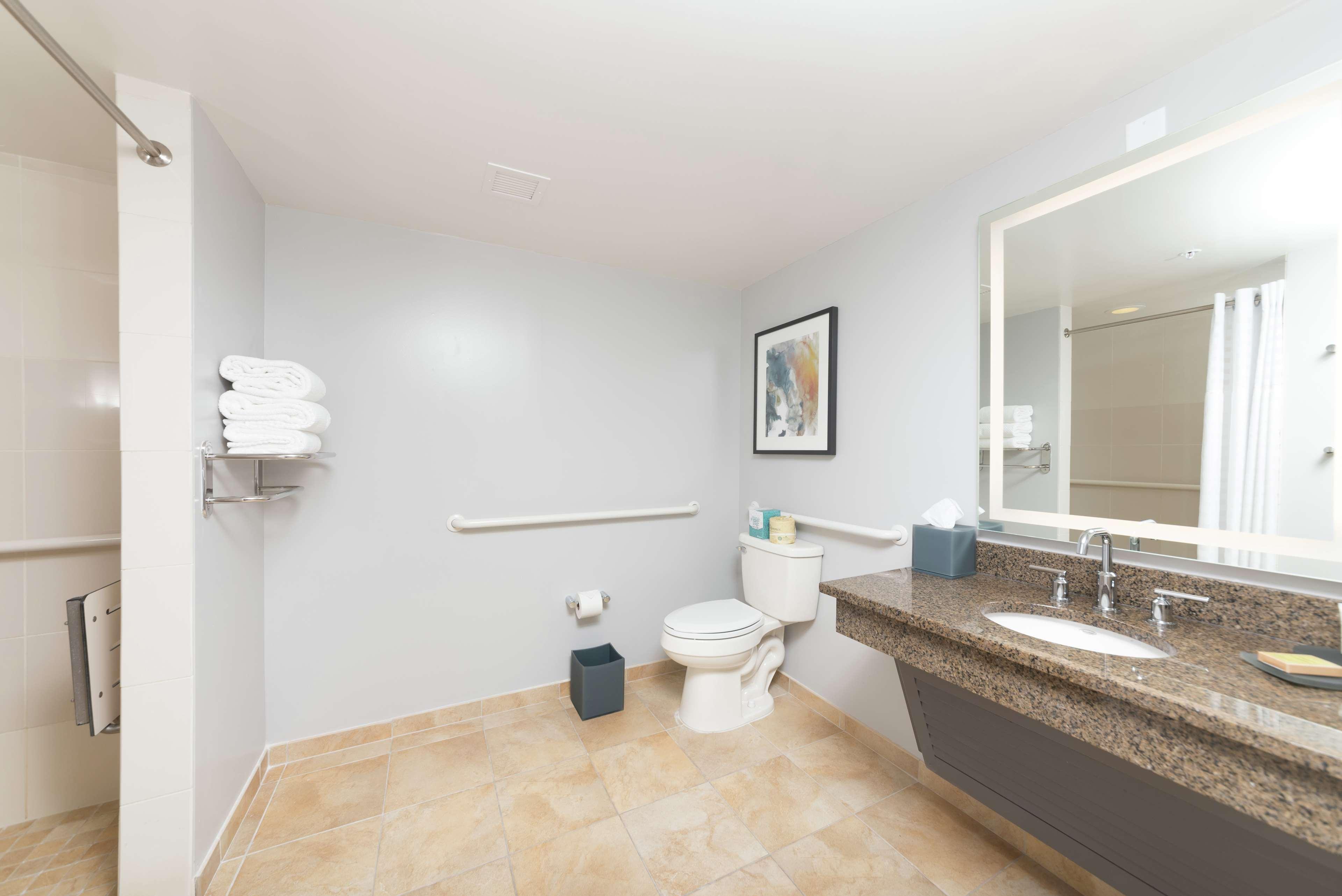 Double Ocean View Two Queen Beds