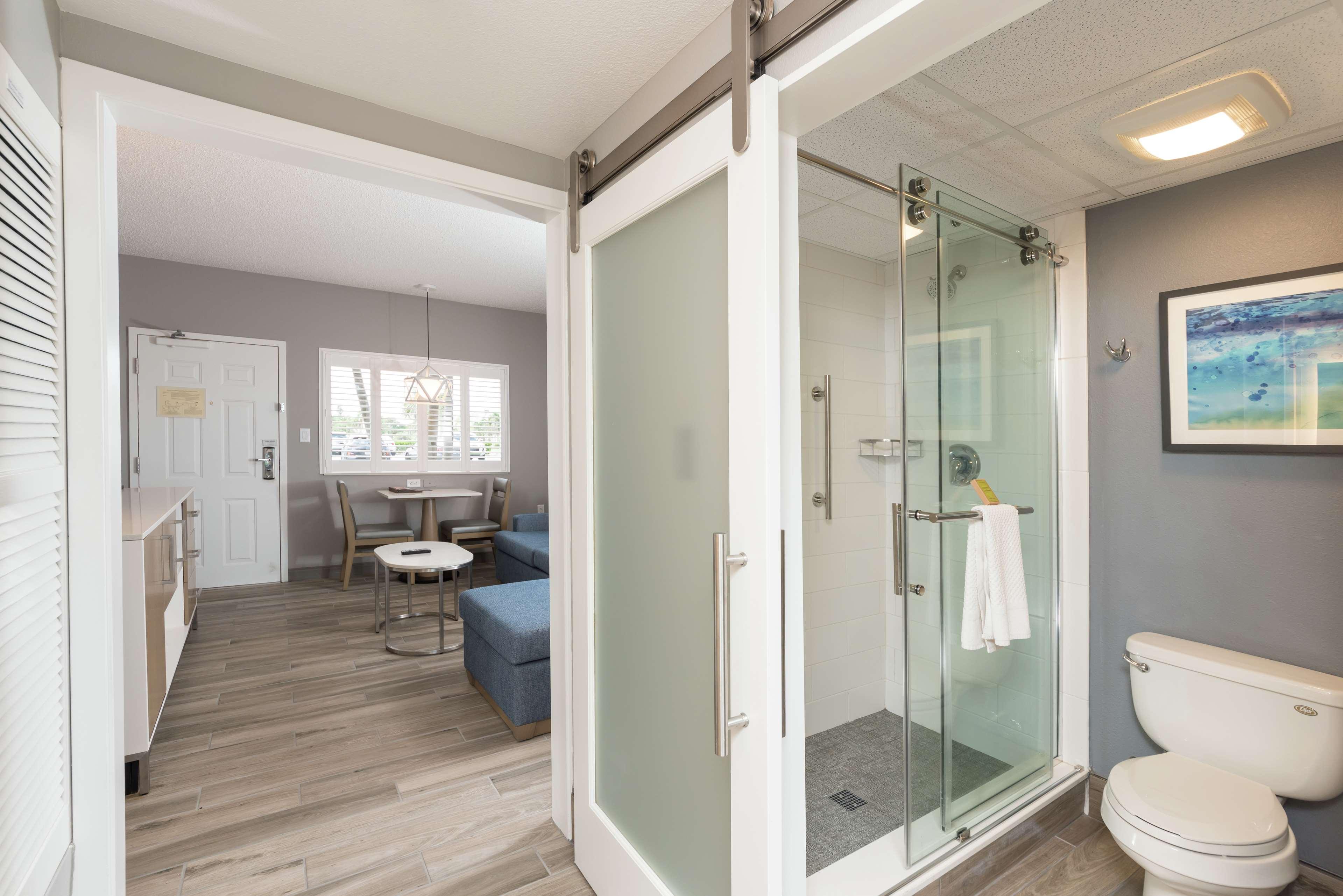 Suite Two Queen Beds