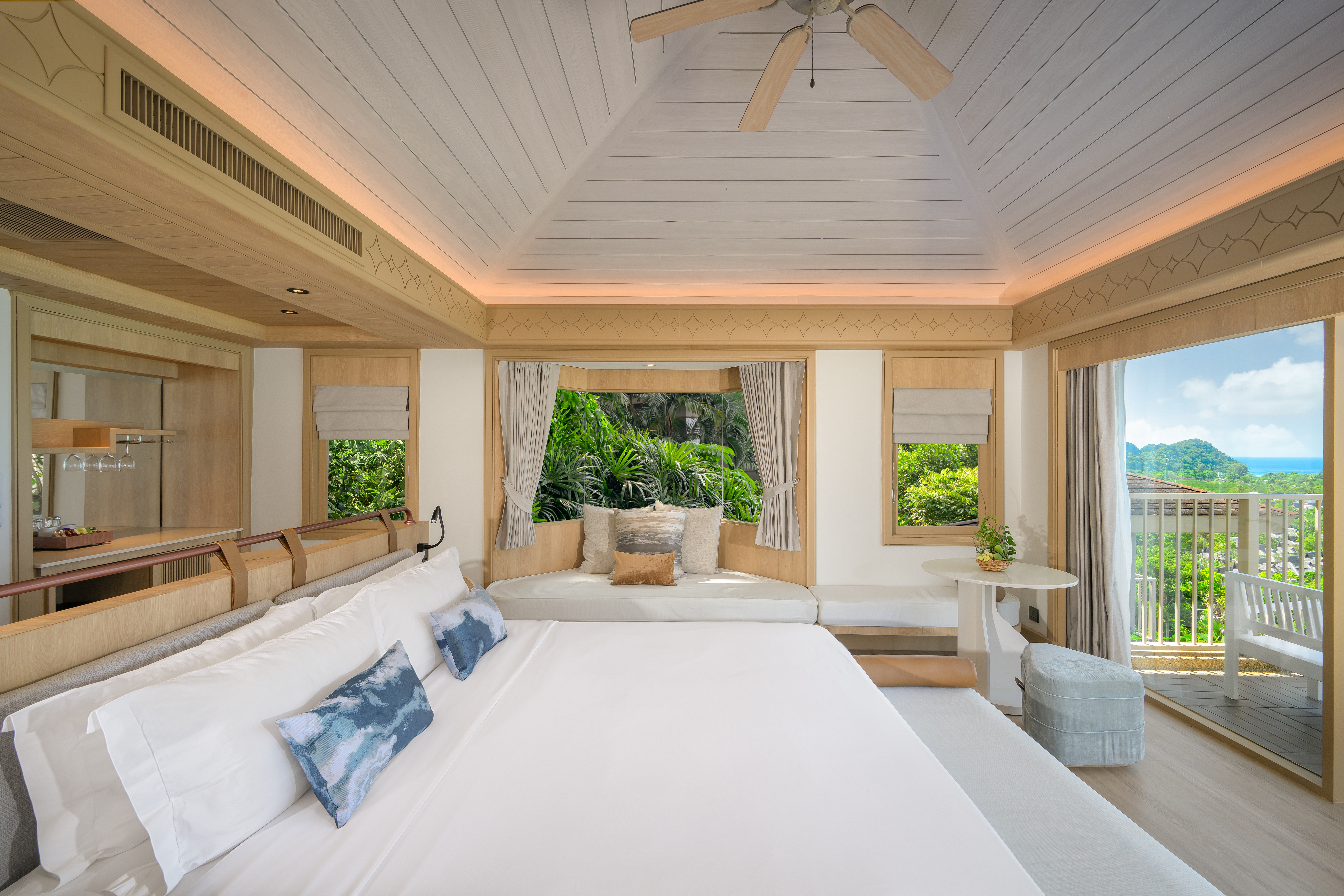 Villa Ocean View King Bed
