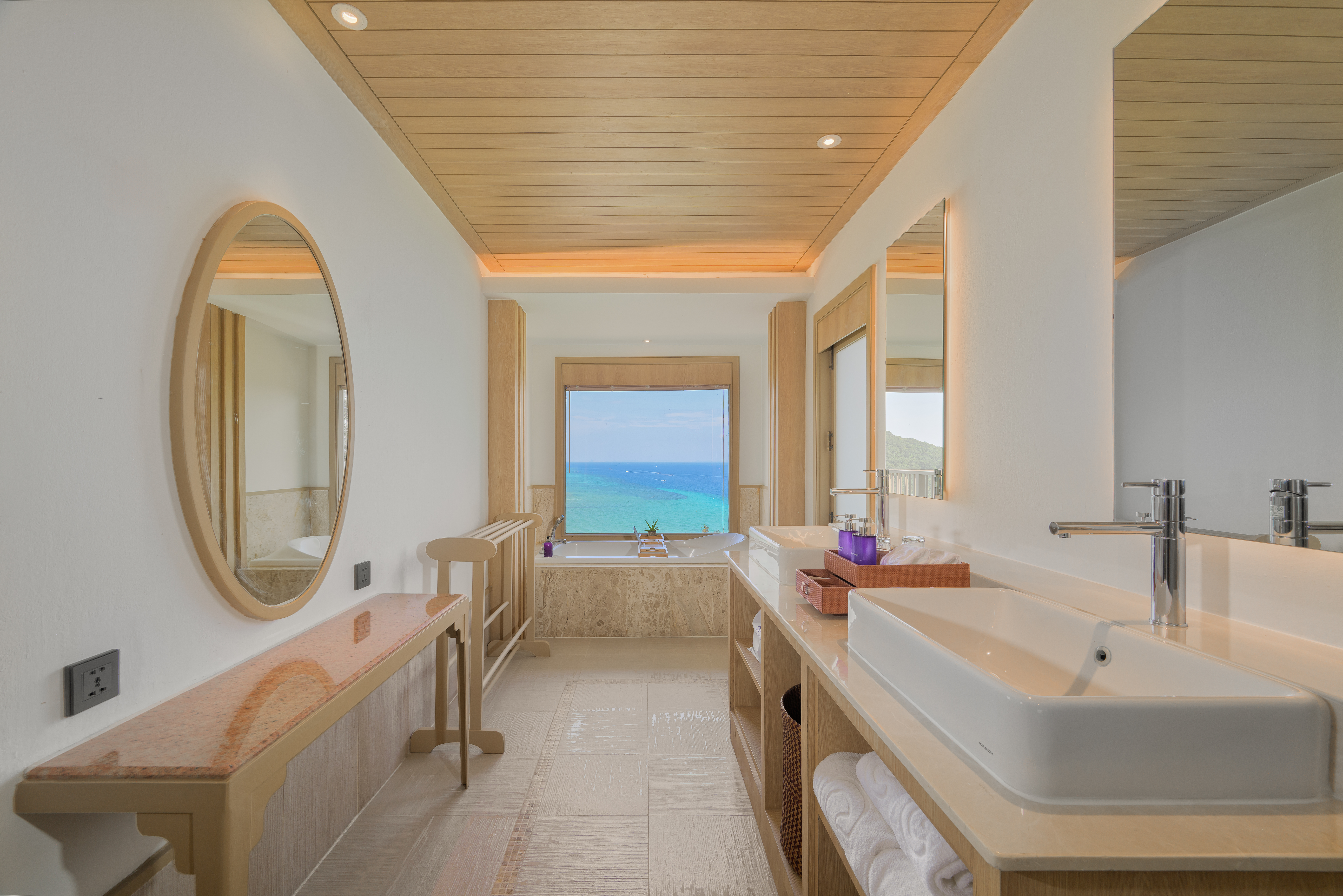 Villa Ocean View King Bed