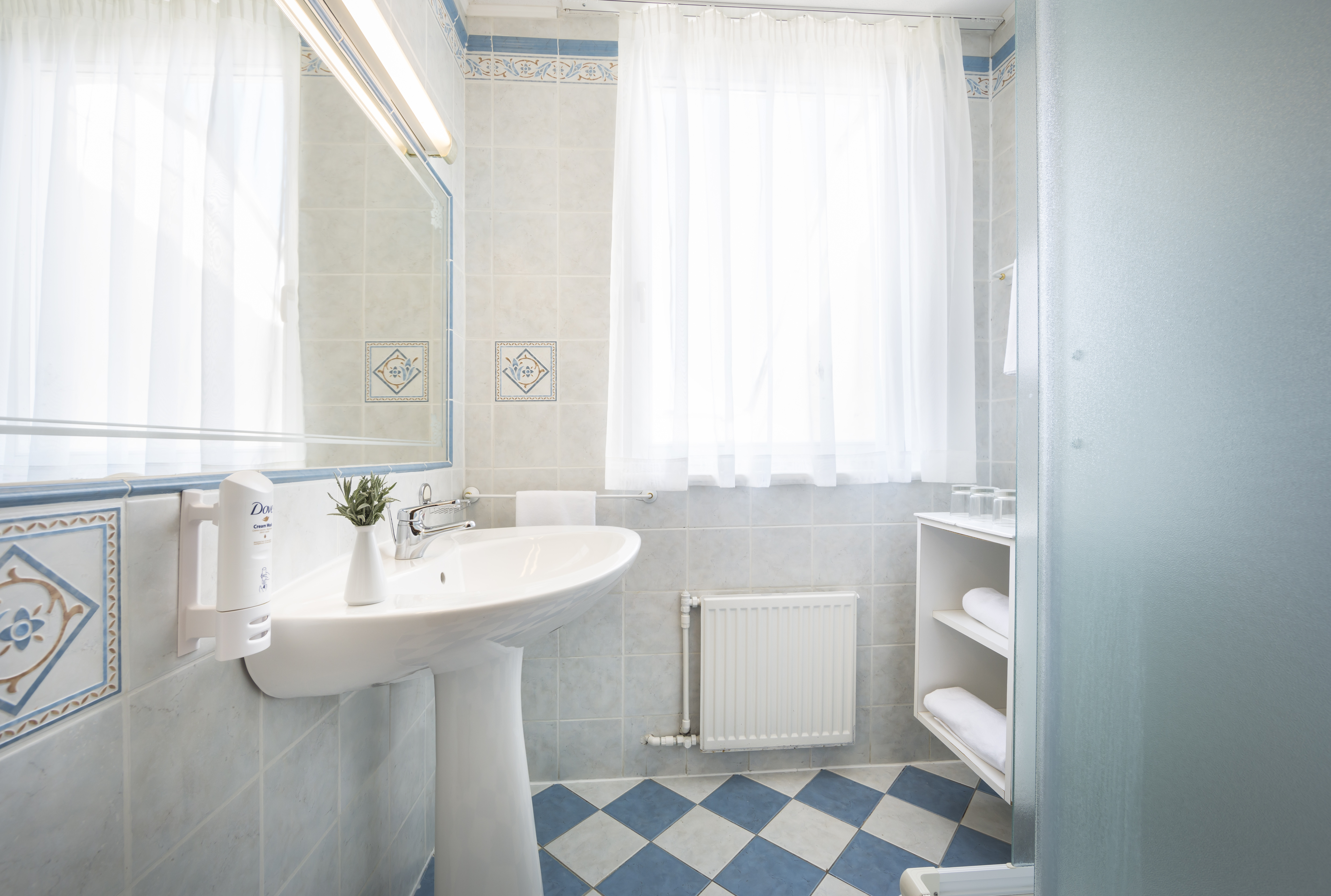 Suite Deluxe with Views