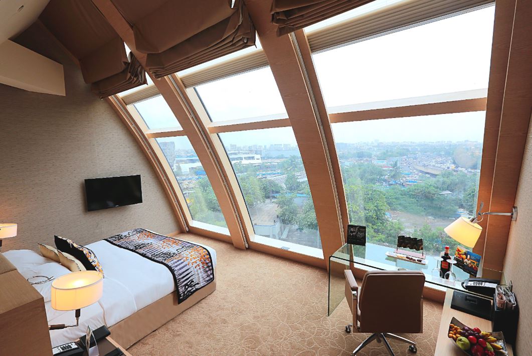 Room City View King Bed