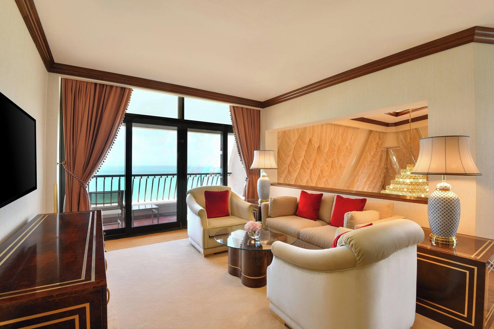 Suite Sea View King Bed