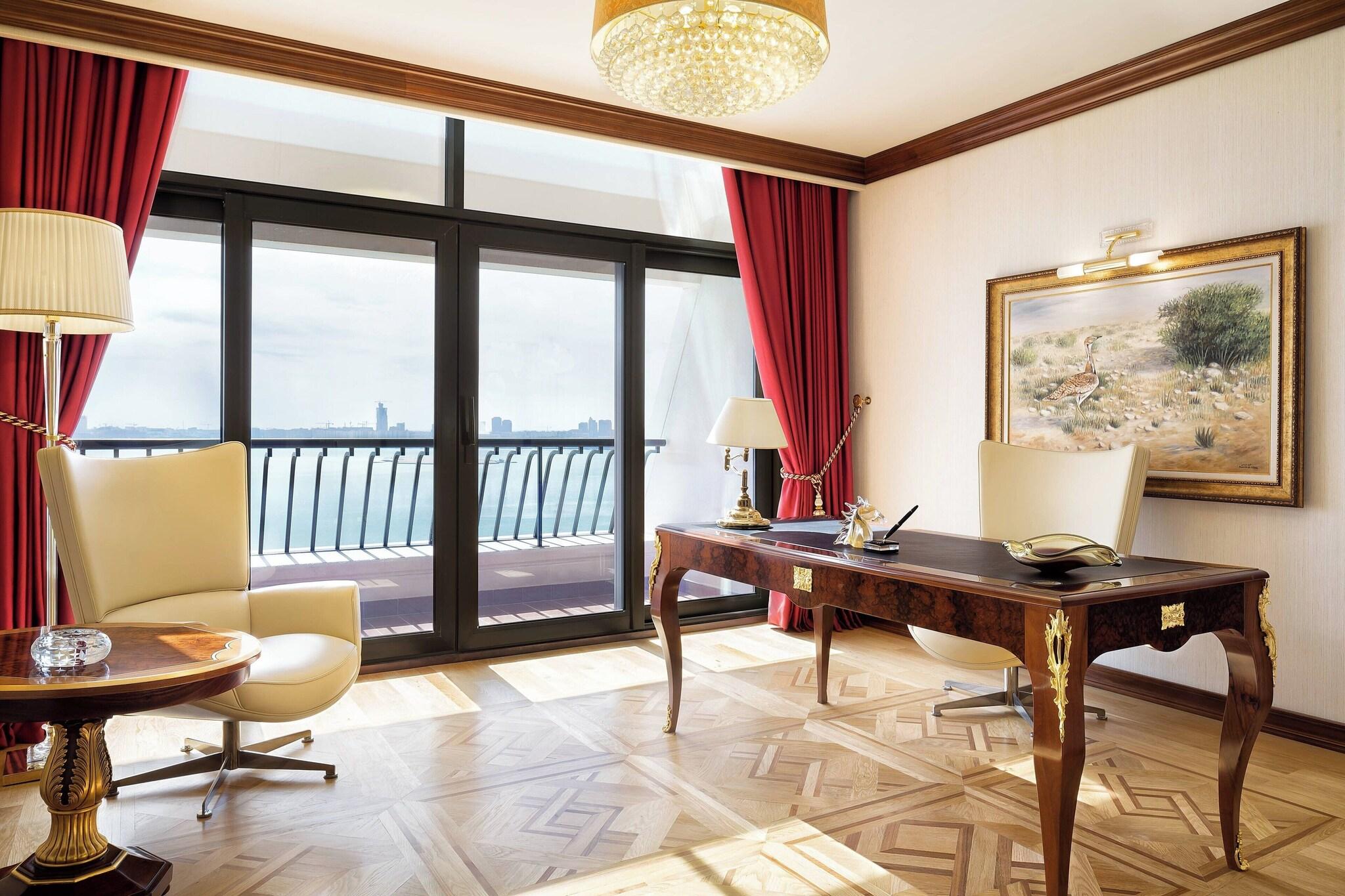 Suite Sea View King Bed