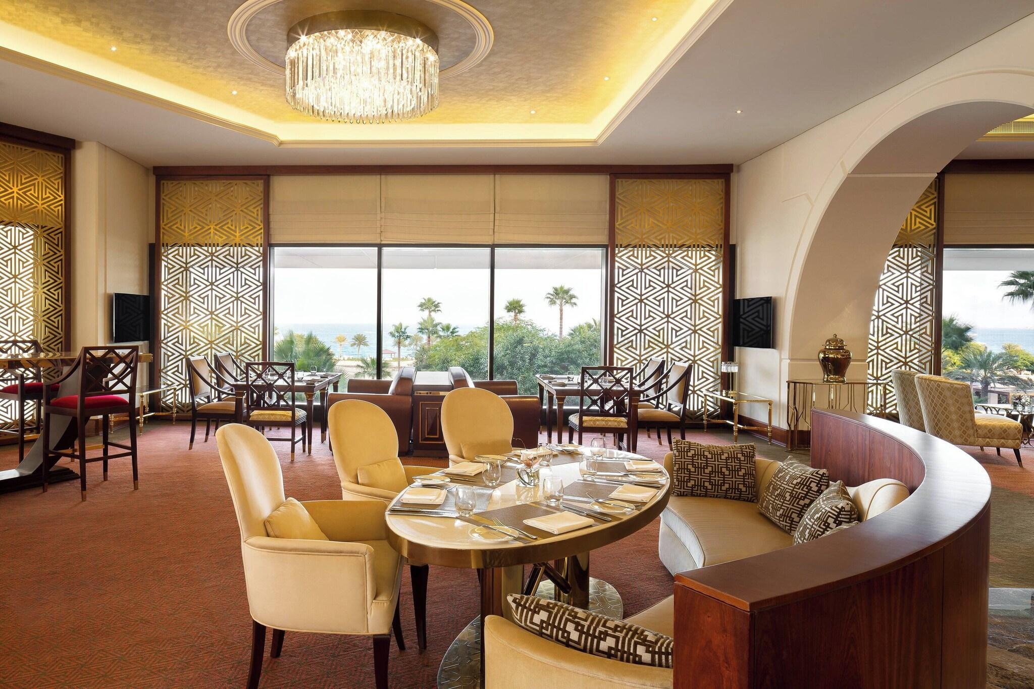 Suite Sea View King Bed