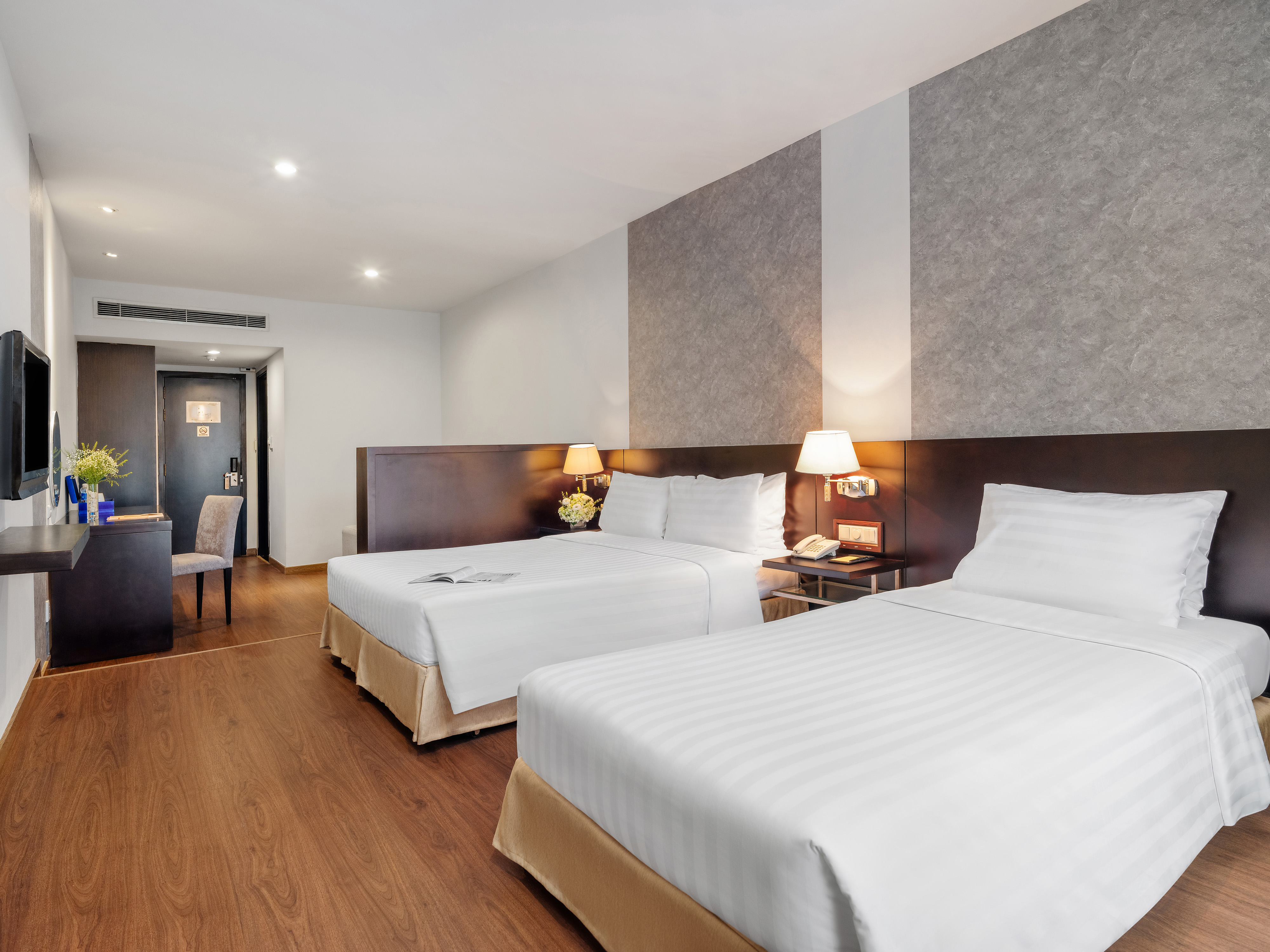 Family Room Capacity 3