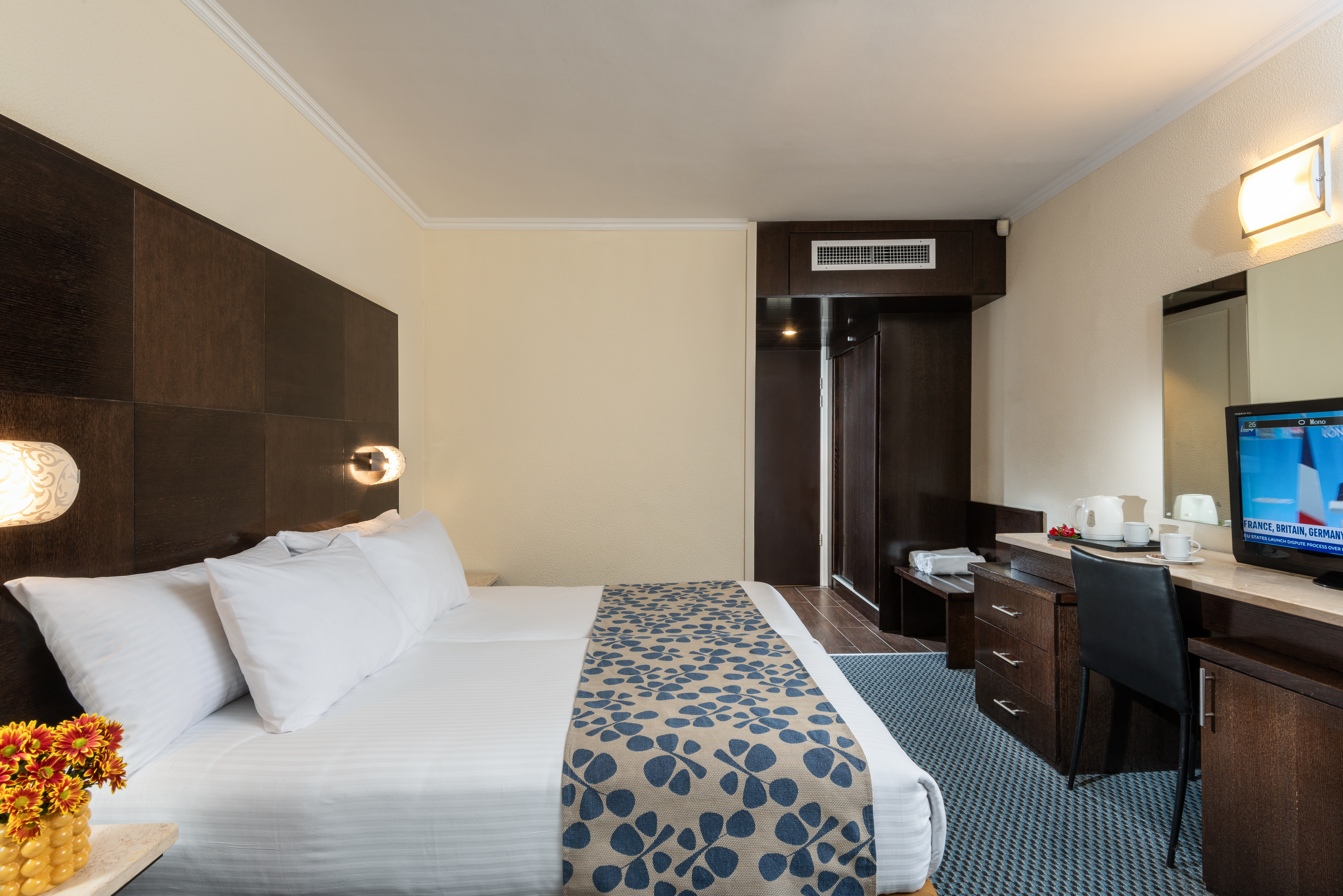 Double or Twin Superior