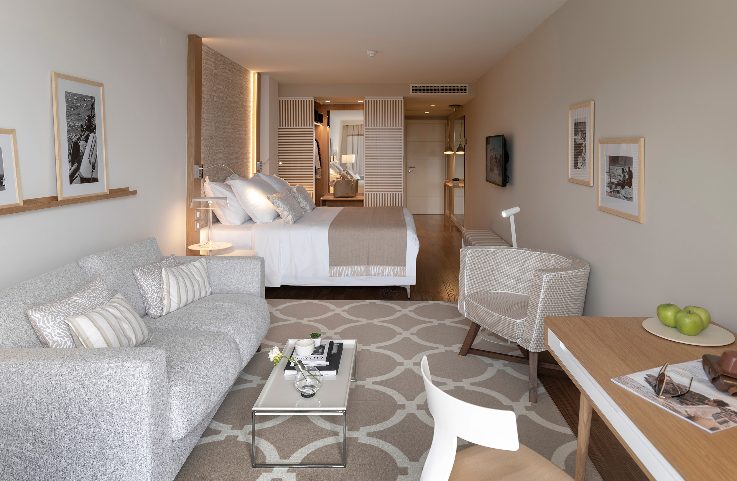 Double Deluxe Sea View with Balcony