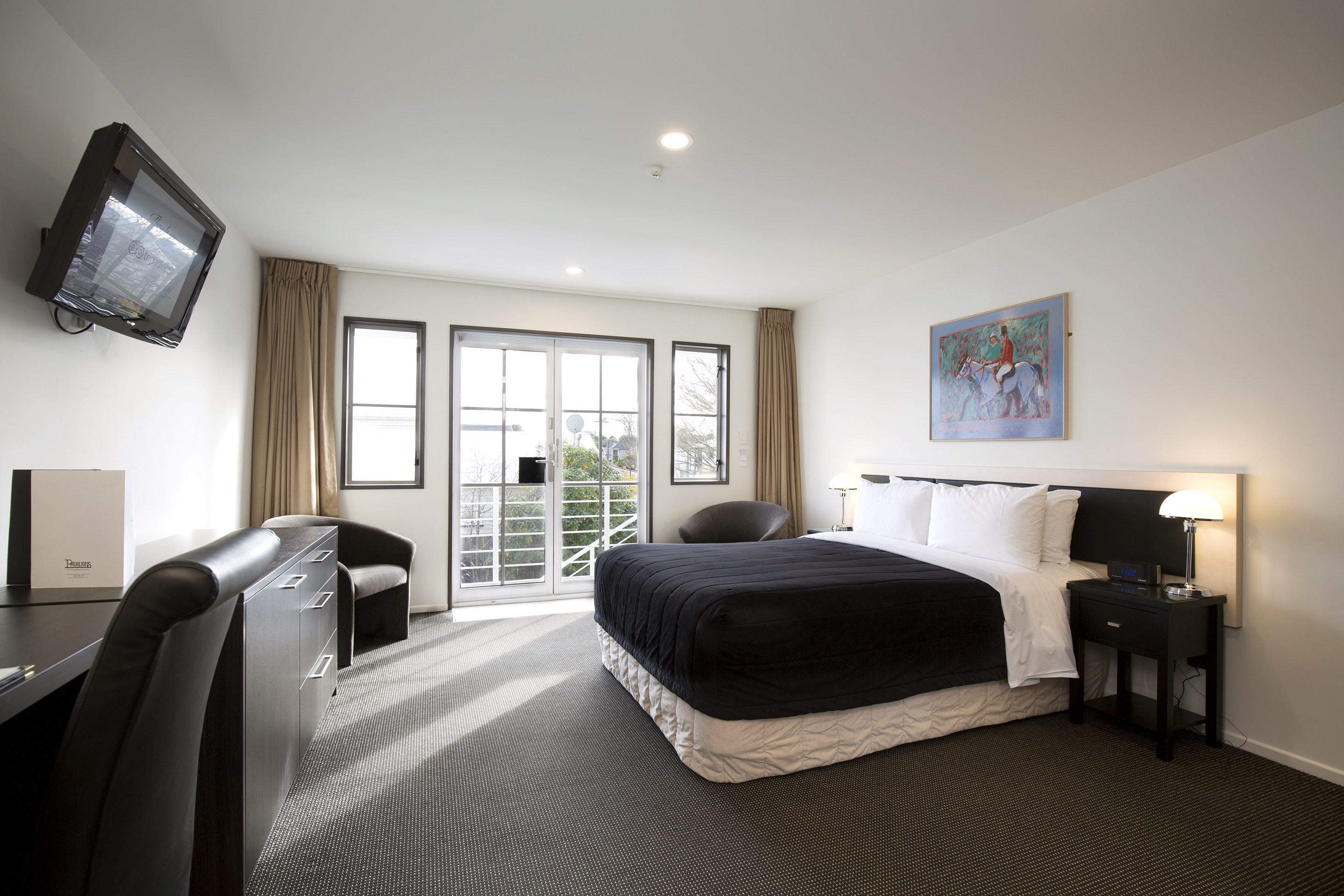 Studio Deluxe Executive