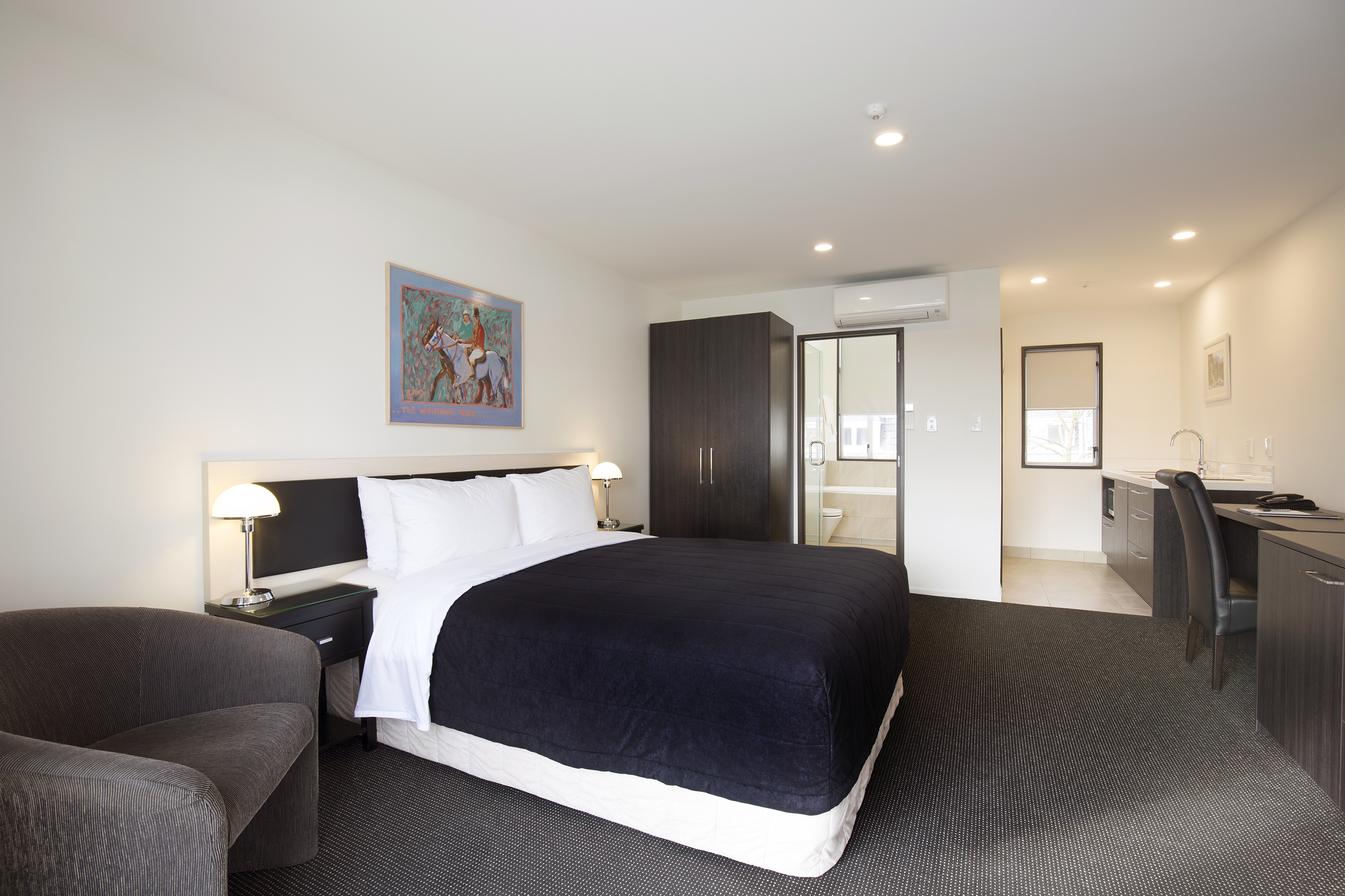 Studio Deluxe Executive