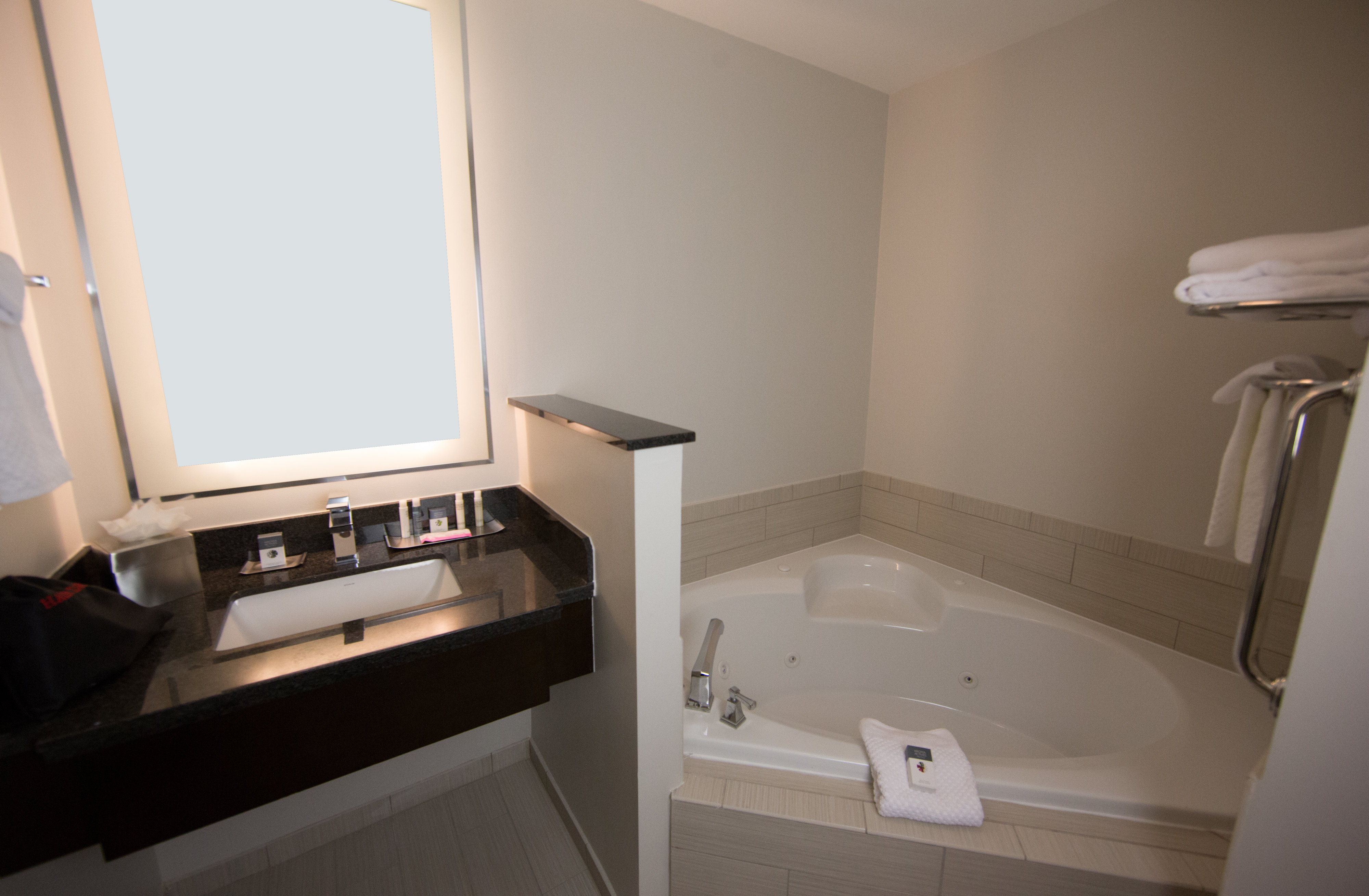 Junior Suite King Bed Non Smoking