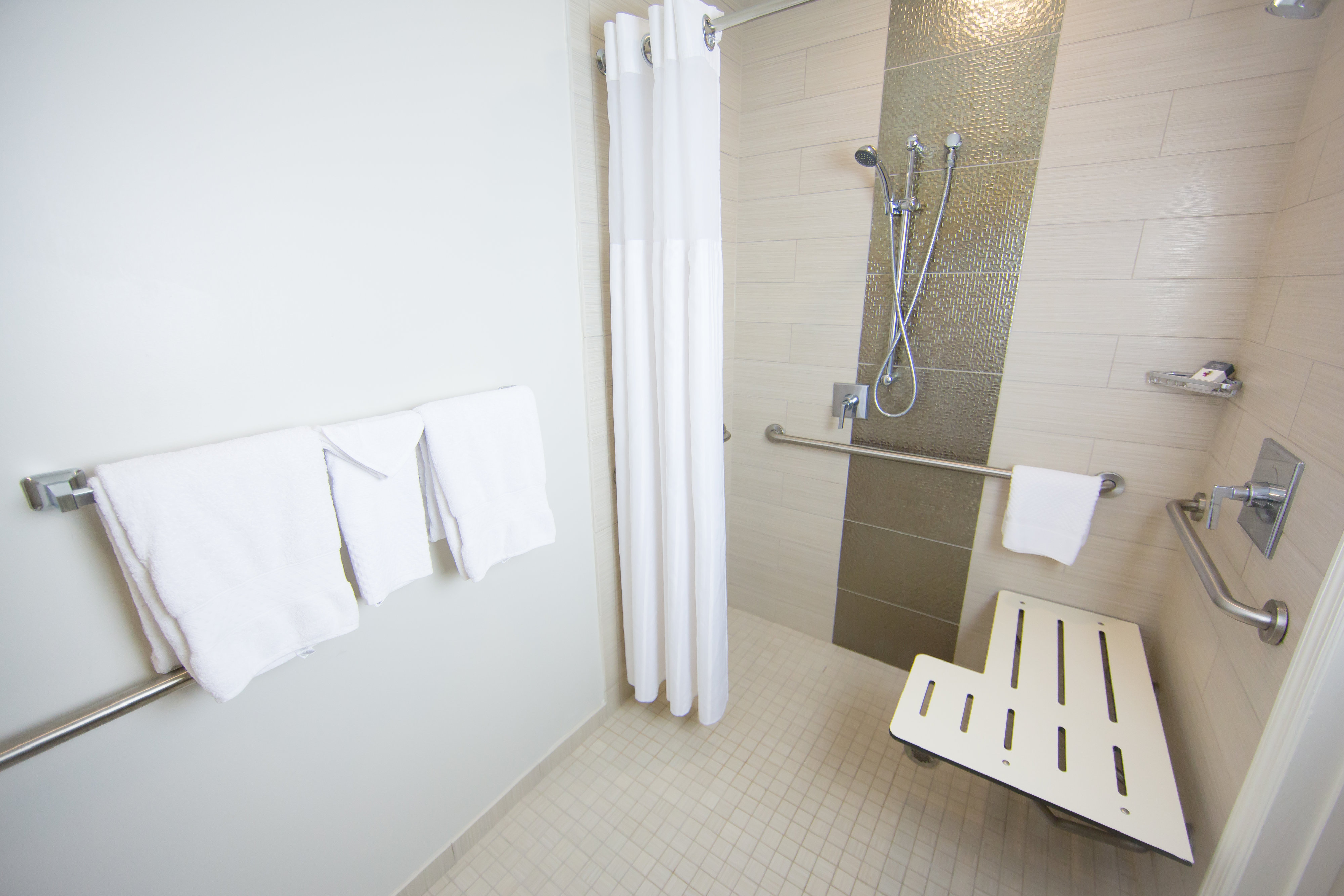 Double Two Queen Beds Non Smoking