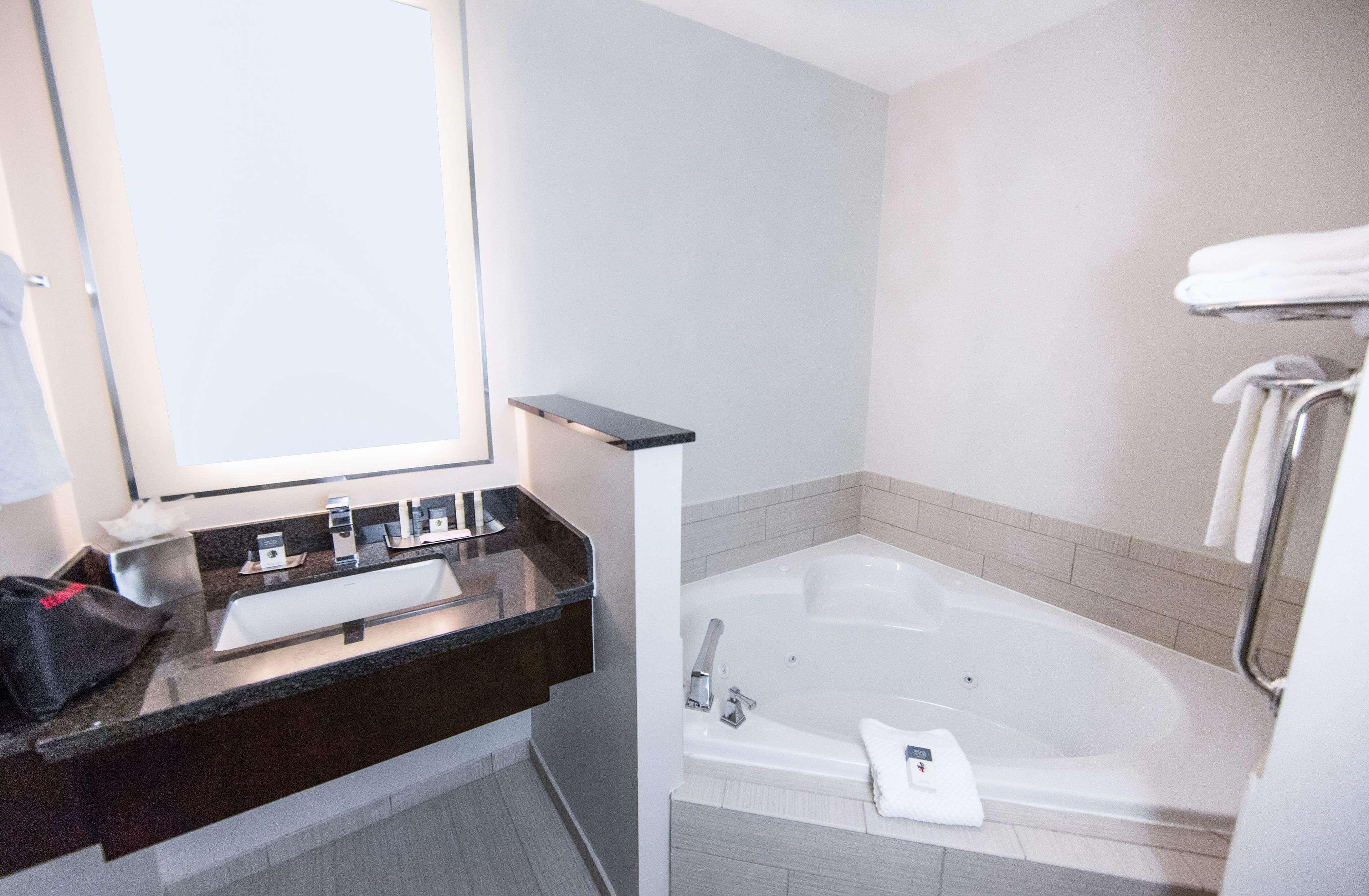 Suite Two Queen Beds