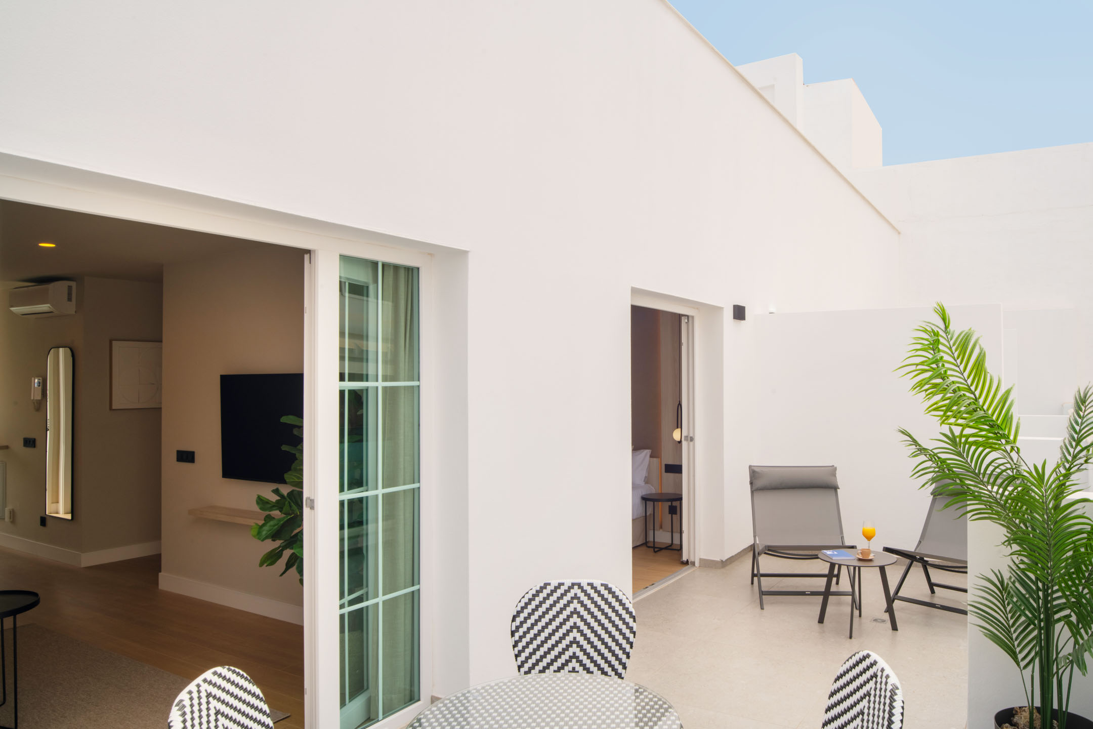 Apartment Deluxe with Terrace