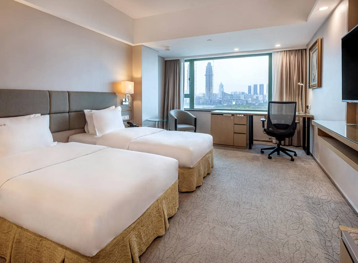 Twin Premium with Views