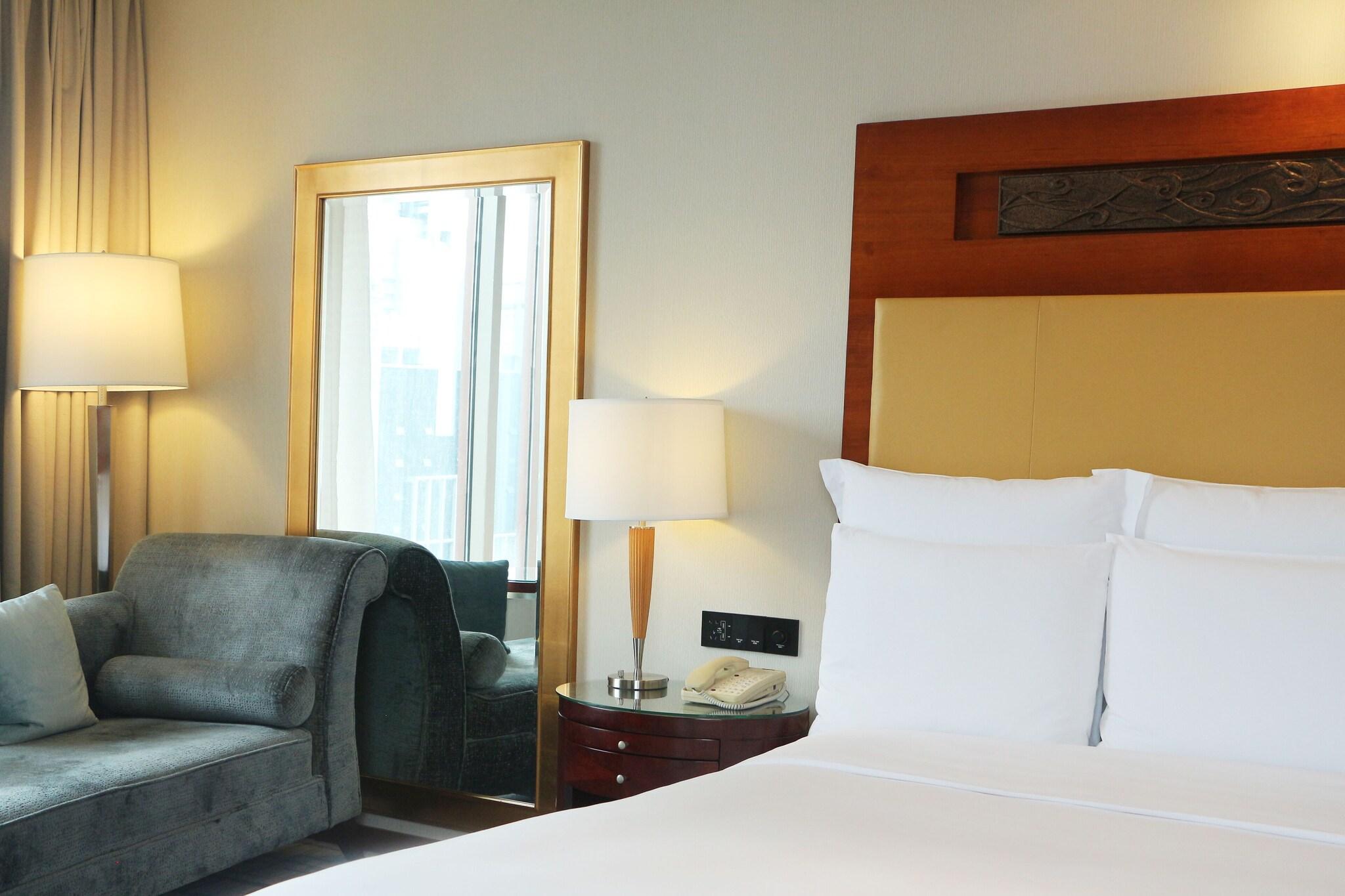 Double Classic King Bed