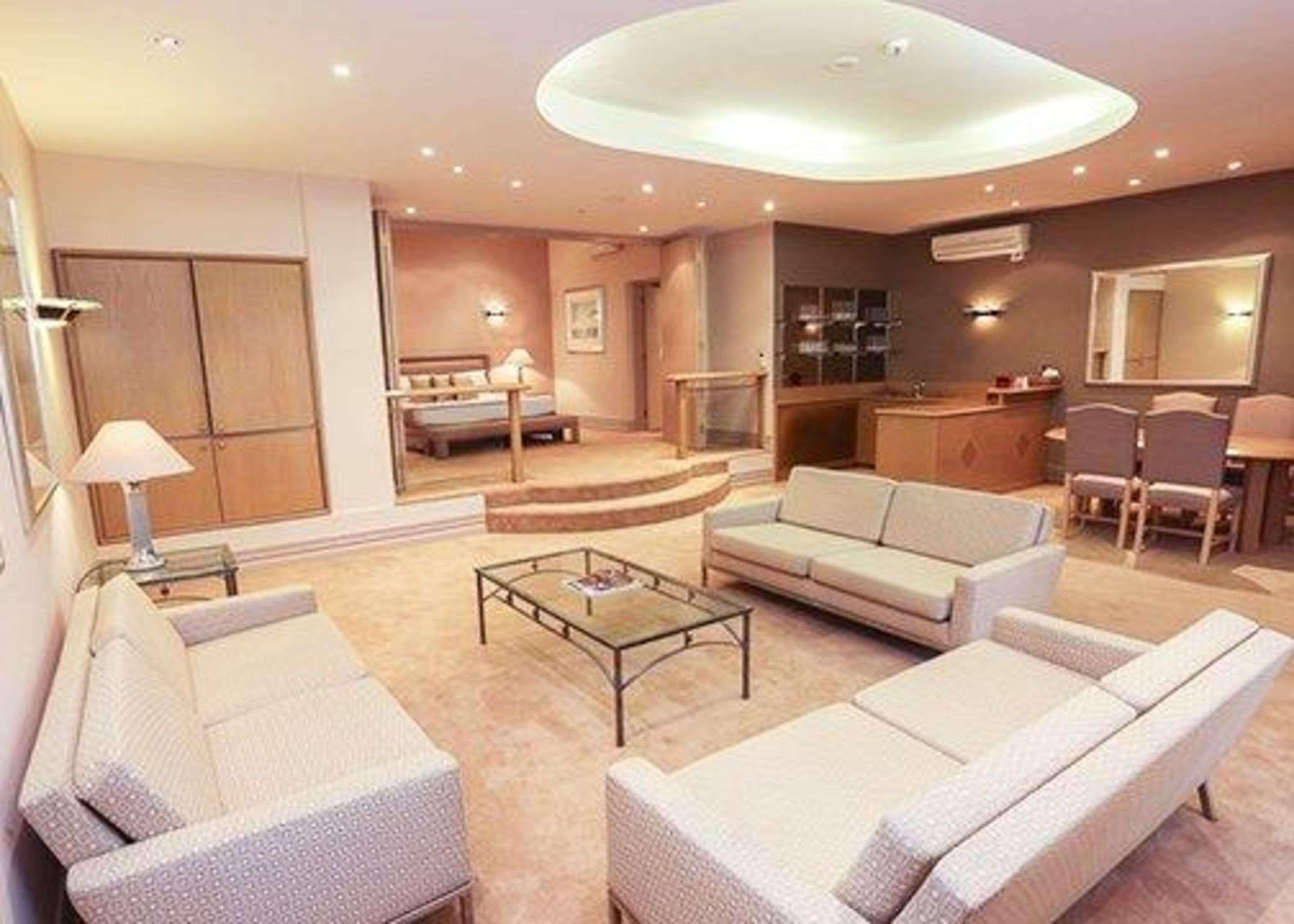 Suite King Bed Non Smoking