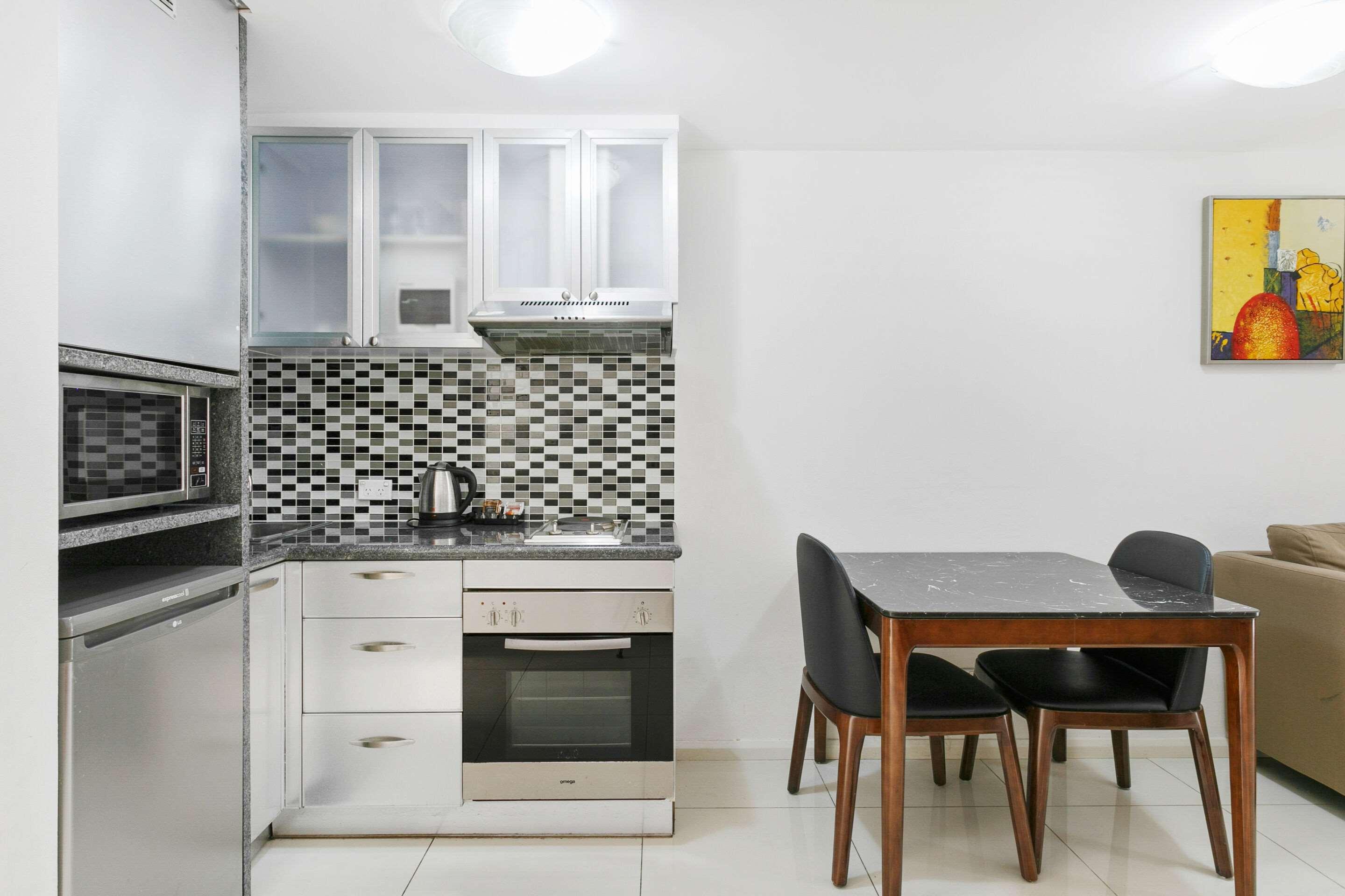 Suite Queen Bed Non Smoking