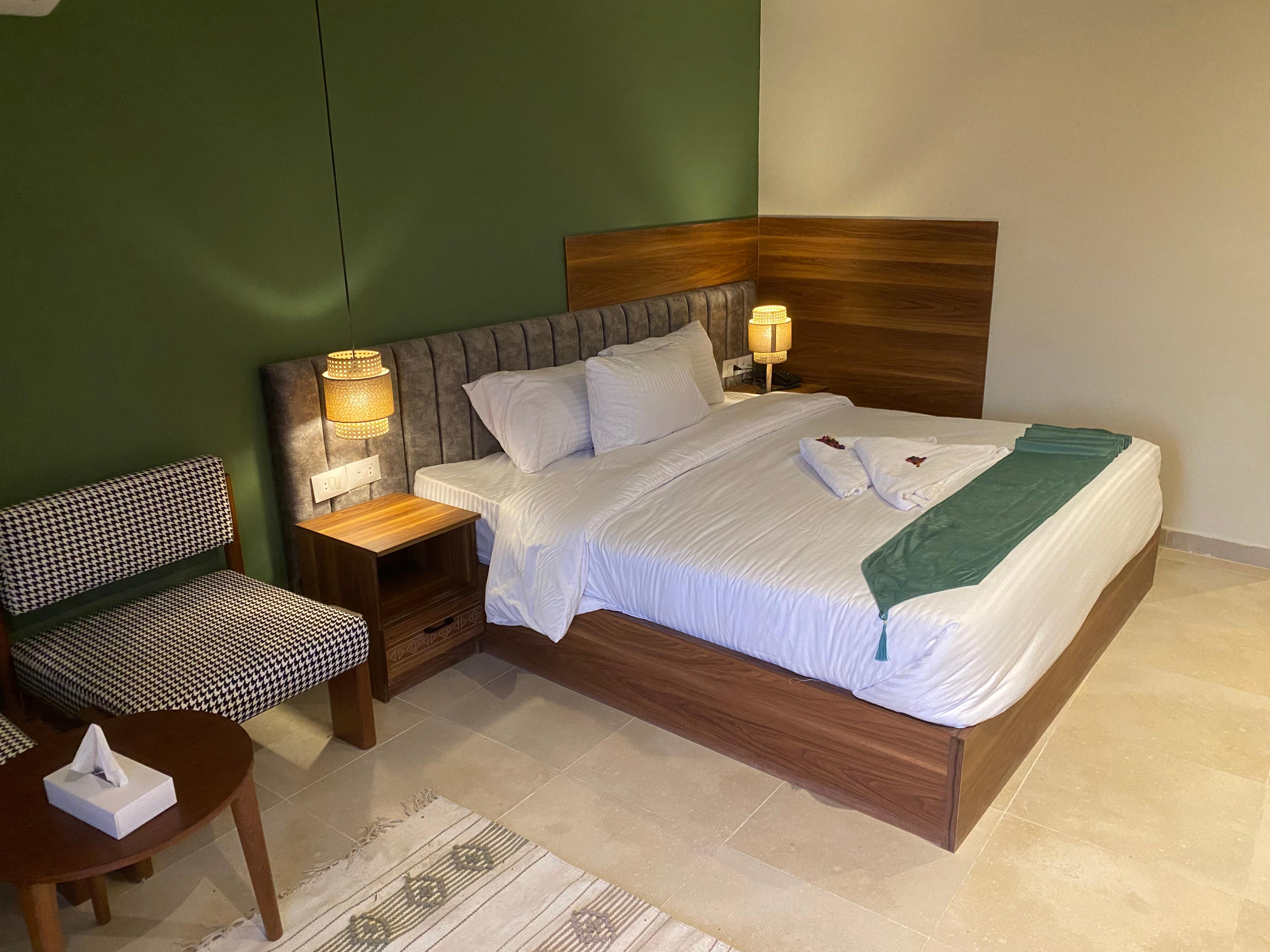 Single Executive King Bed