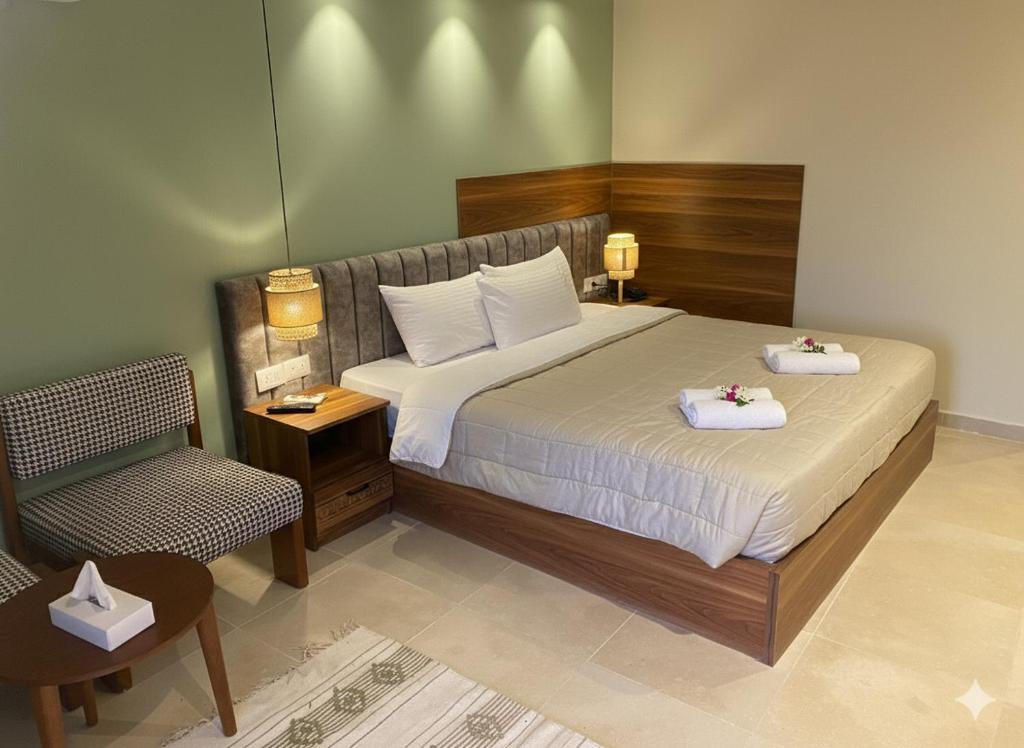 Single Deluxe King Bed