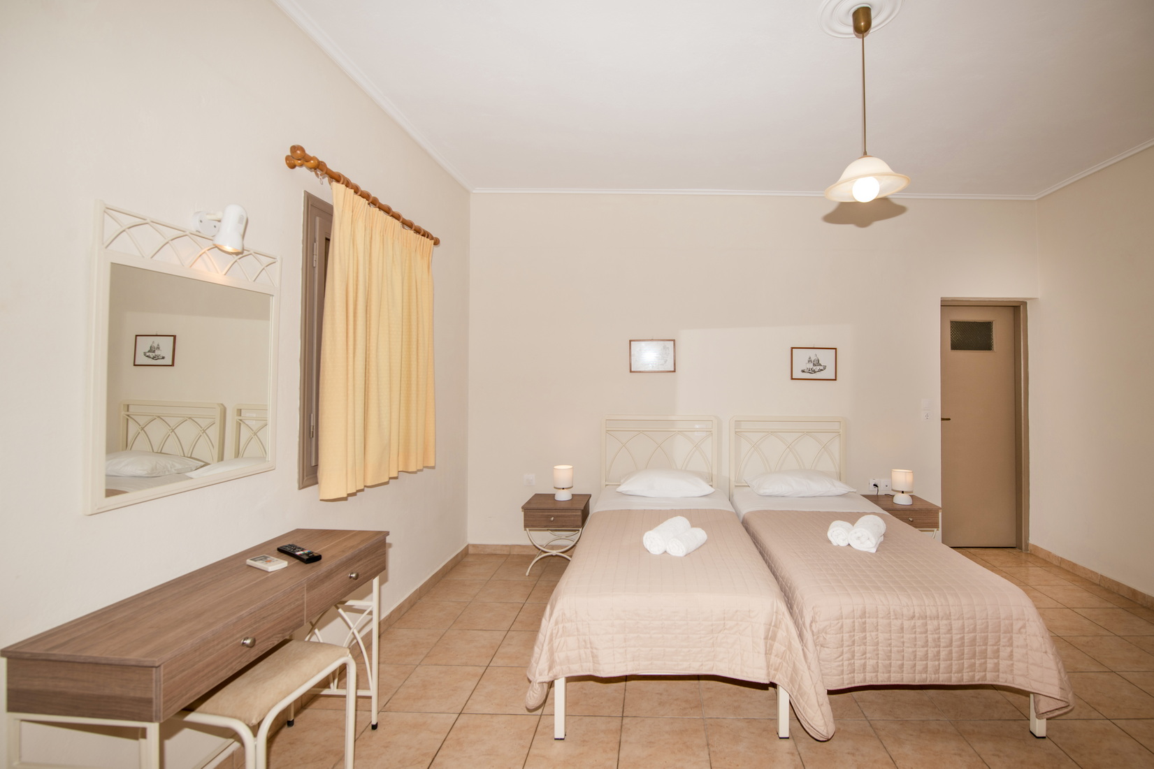 Double or Twin Standard