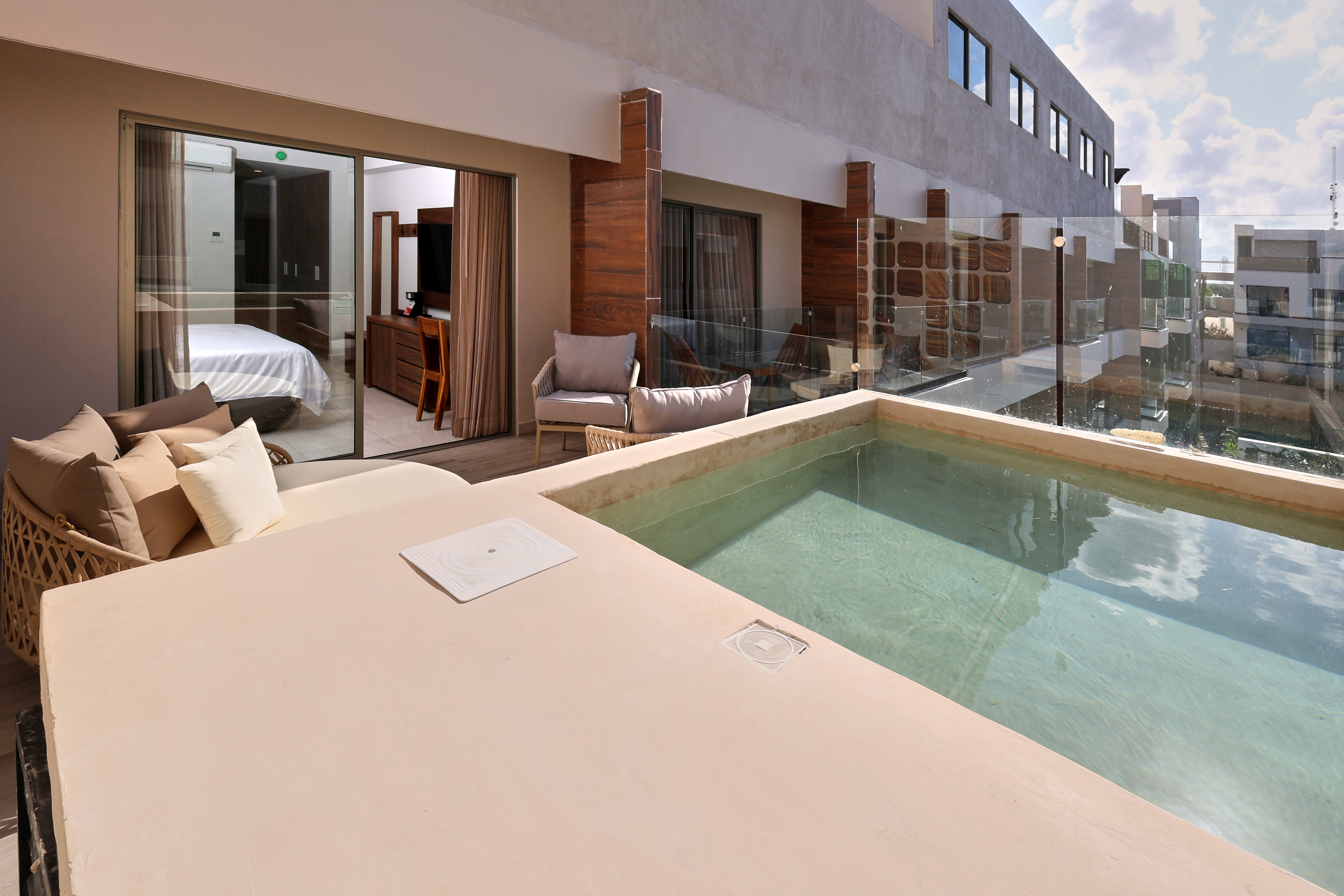 Double with Private Pool