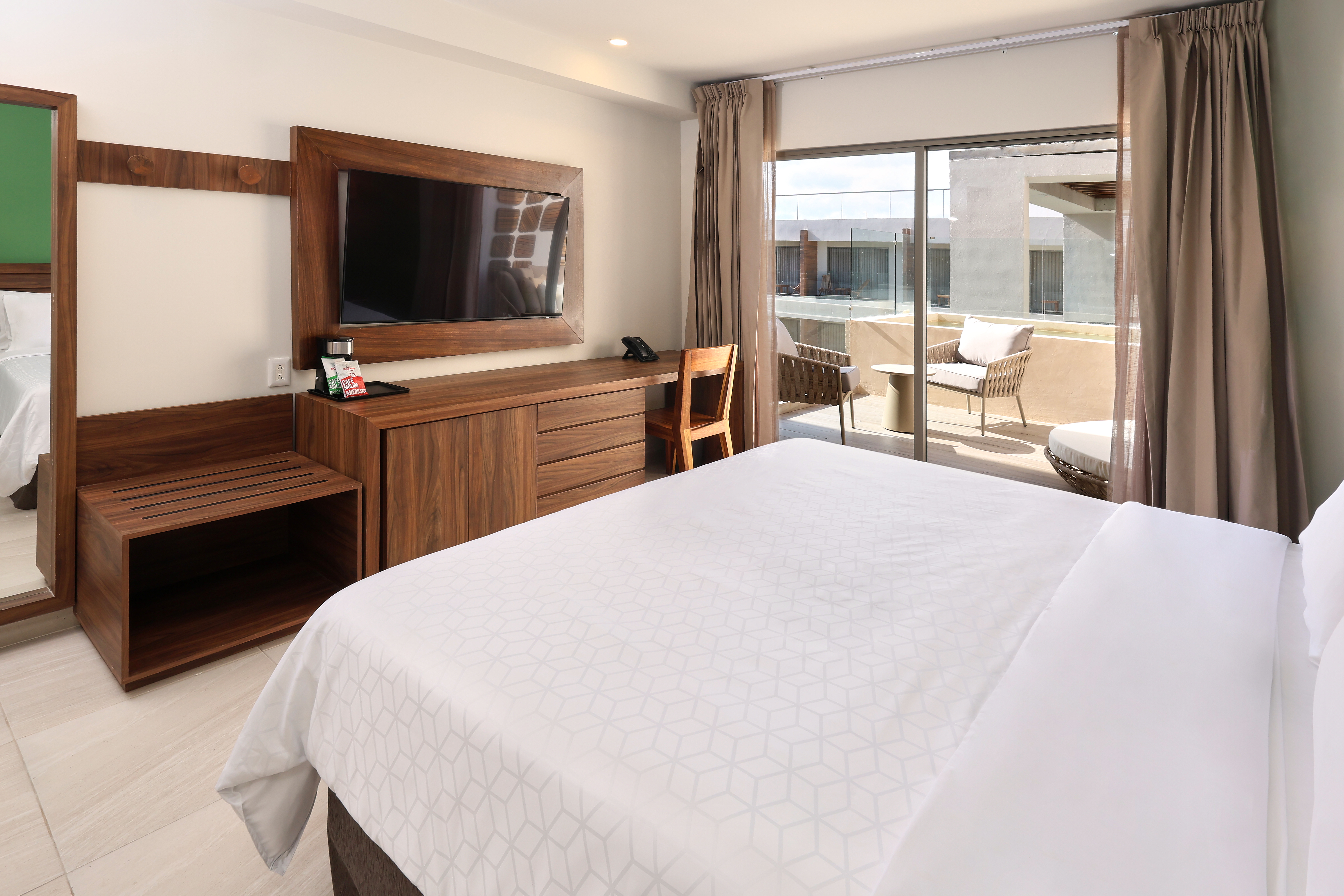 Double with Private Pool