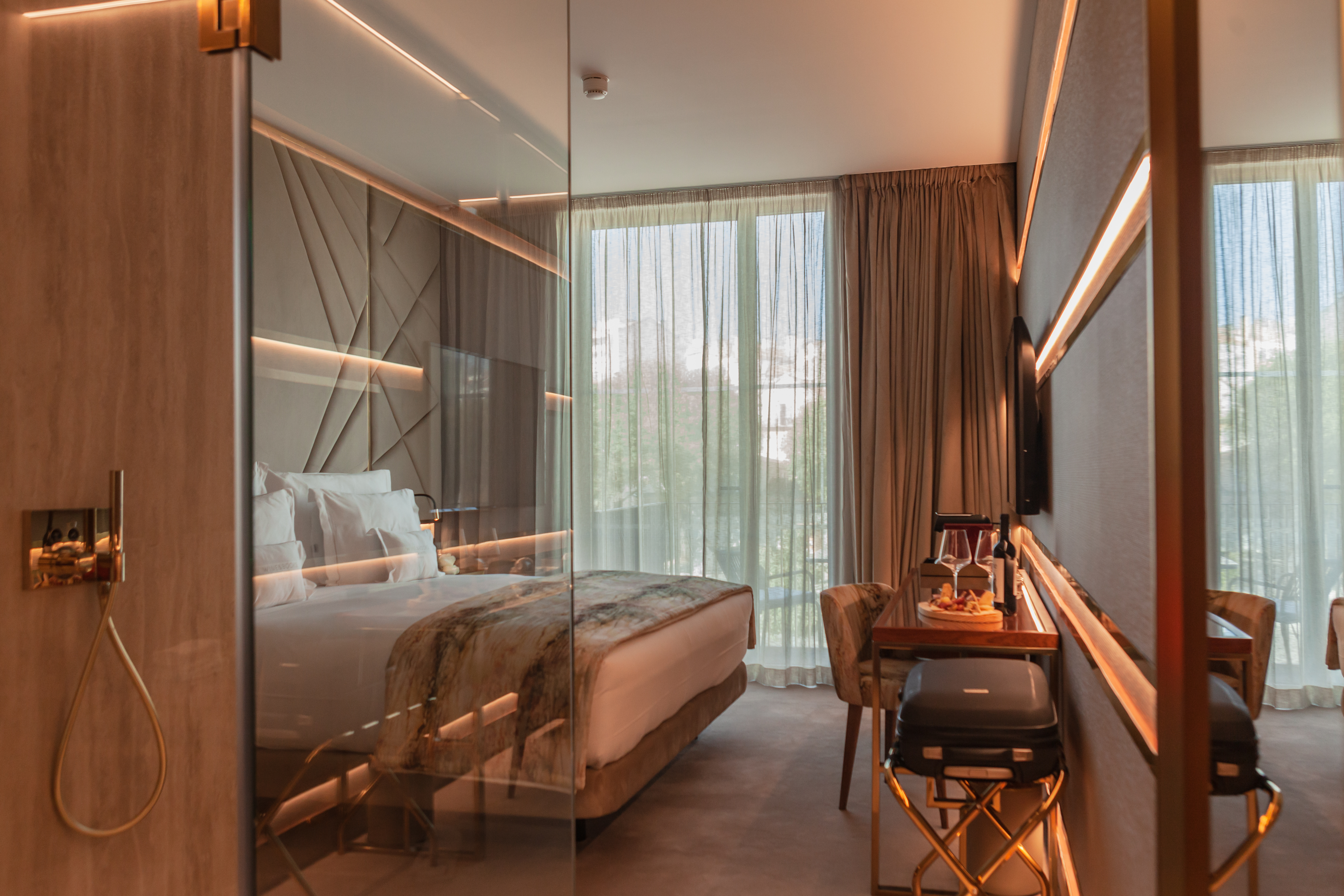 Double or Twin Deluxe