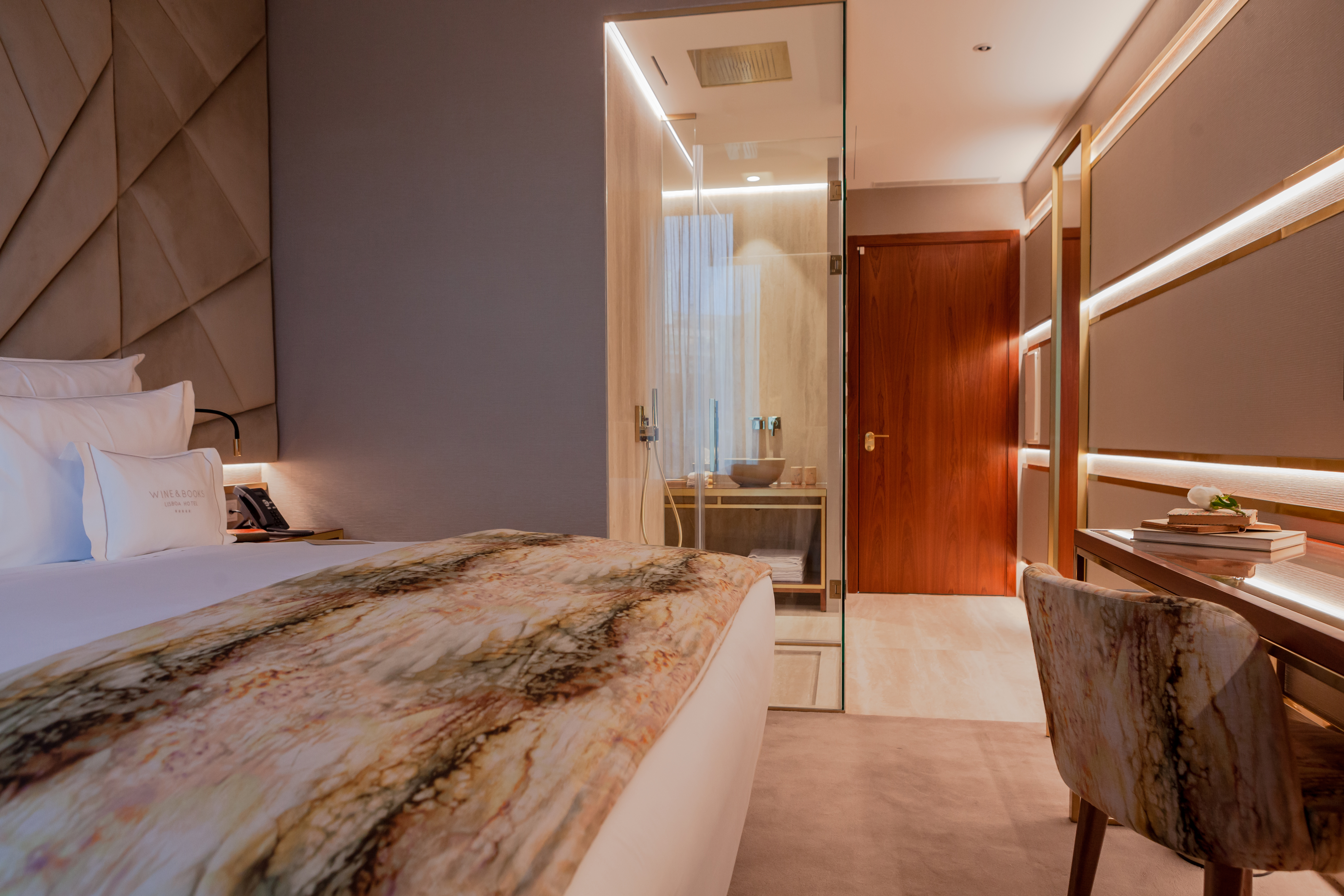 Double or Twin Superior