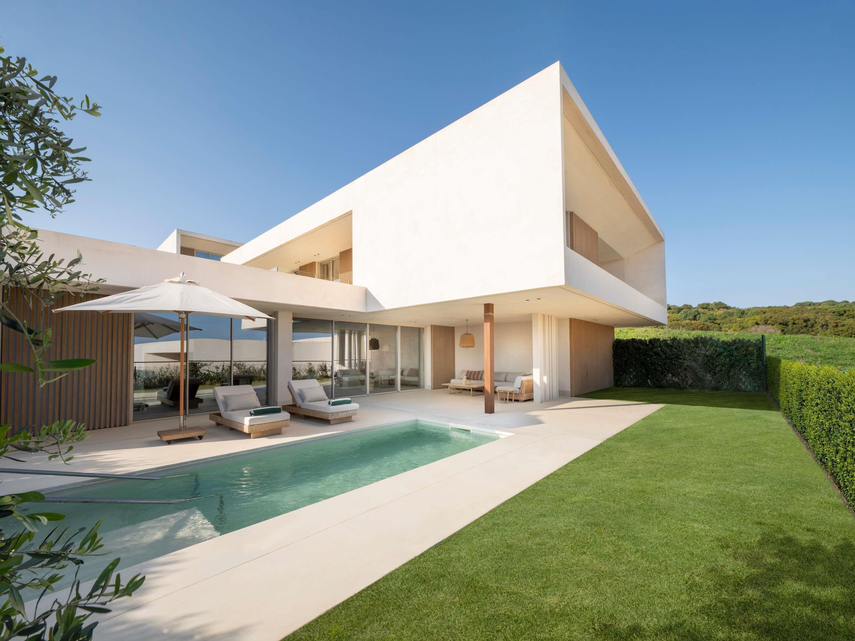 Villa Four Bedrooms with Views