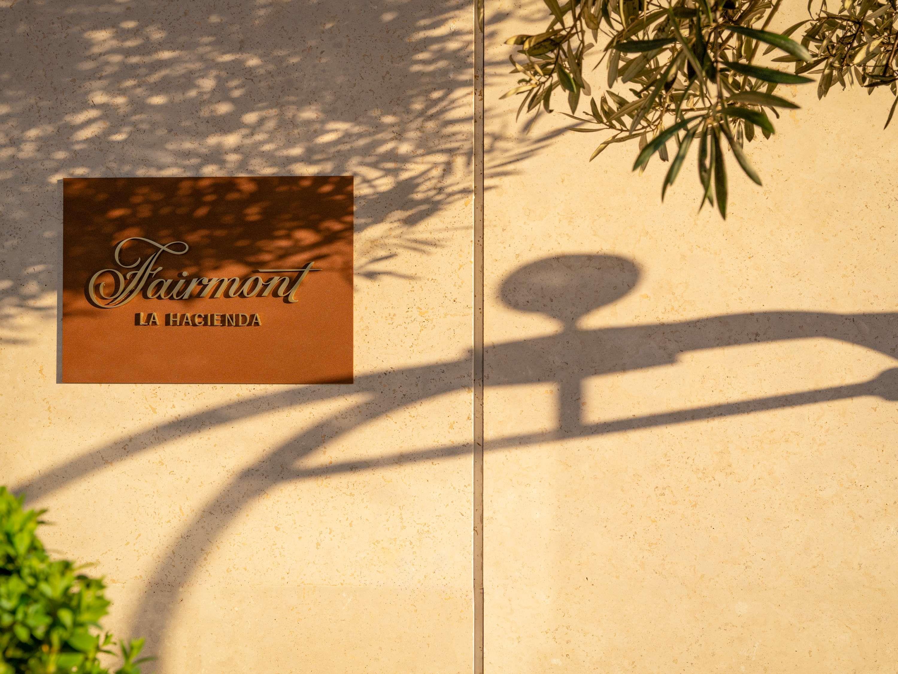 Double Deluxe Golf View