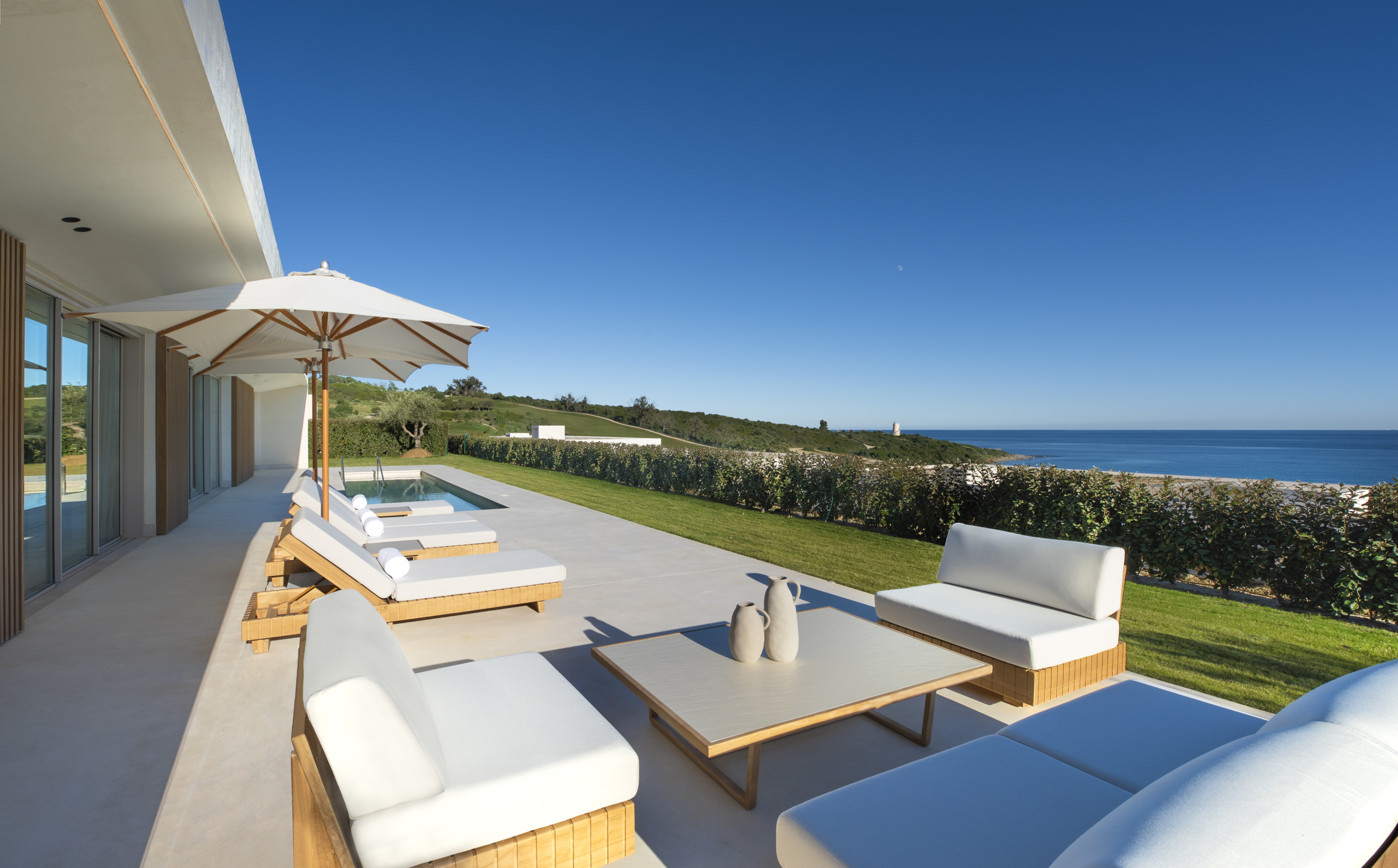 Villa Four Bedrooms with Views