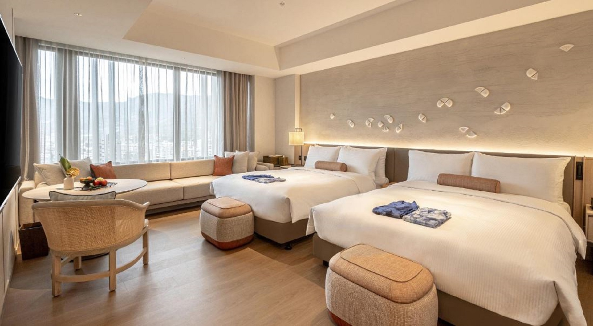 Double Deluxe Two Queen Beds