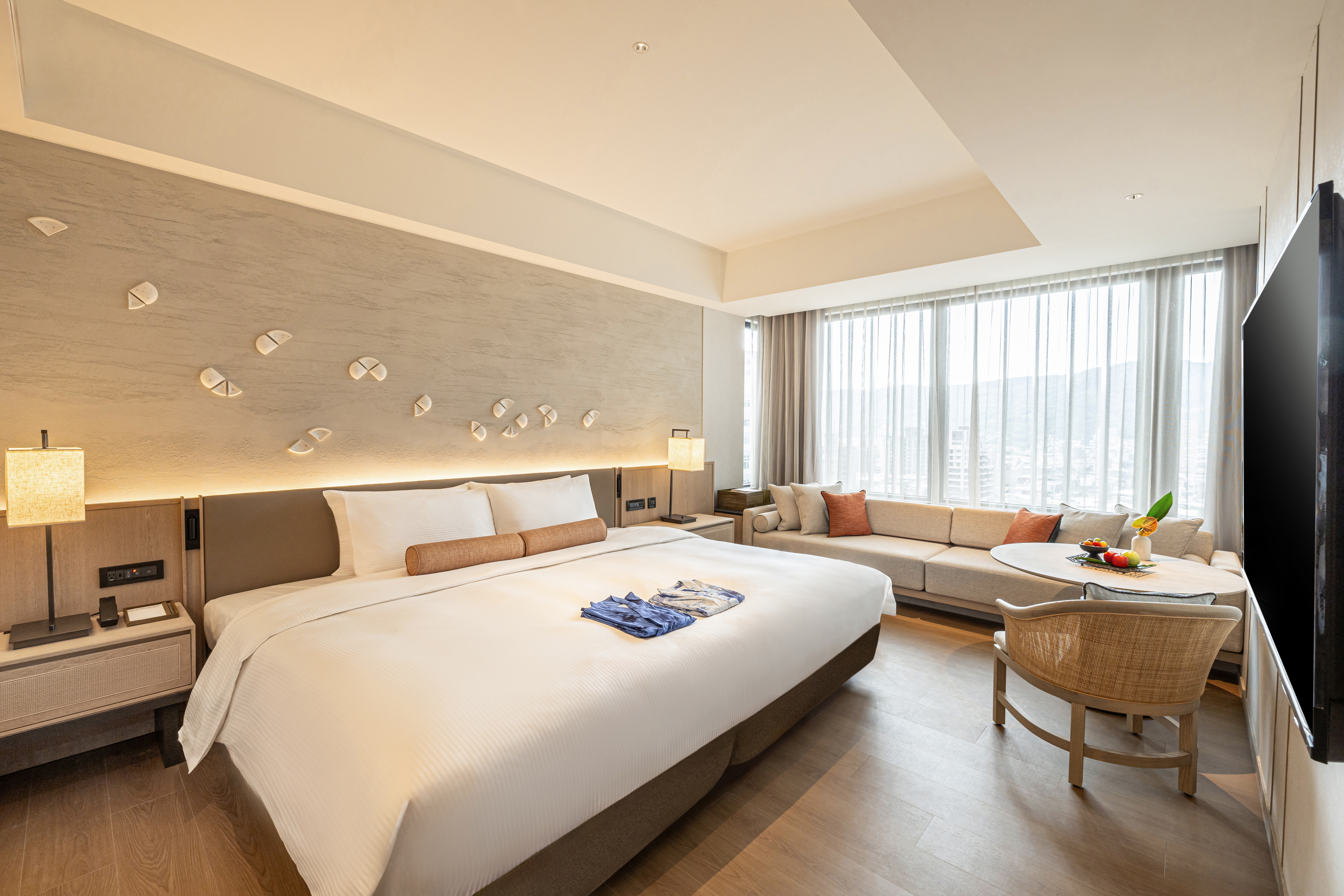 Double King Size Bed