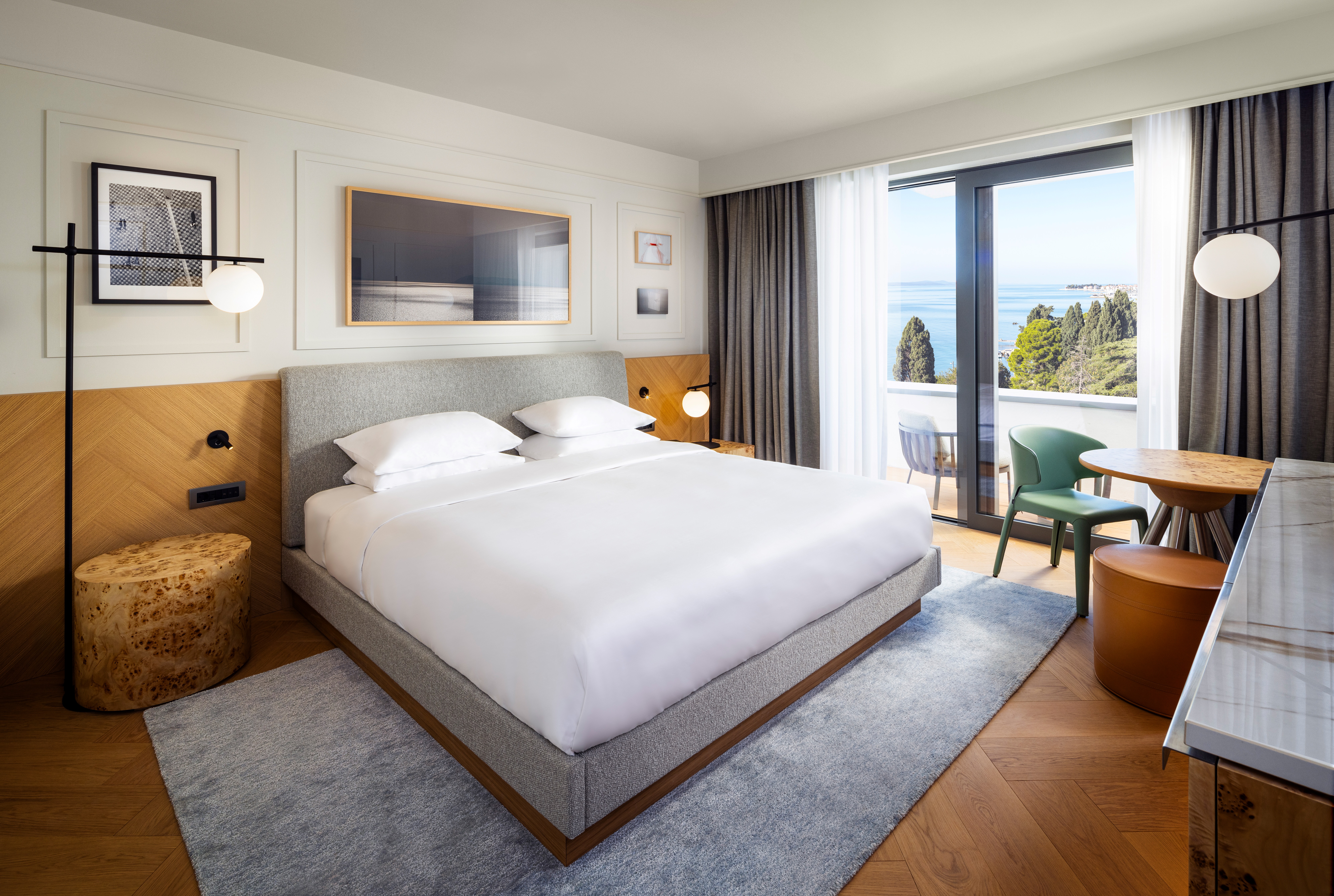 Double Deluxe Sea View with Balcony