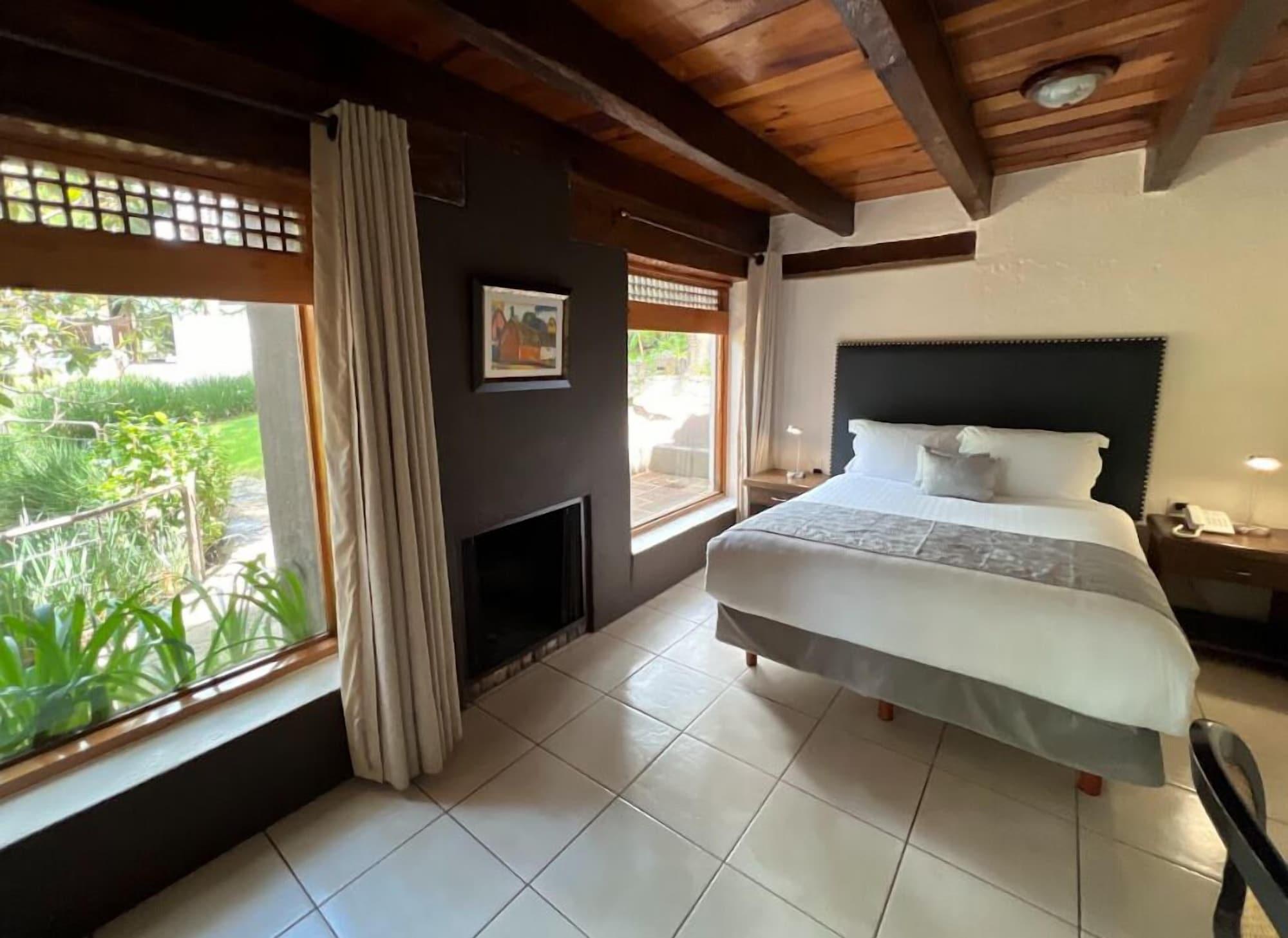 Double Queen Size Bed